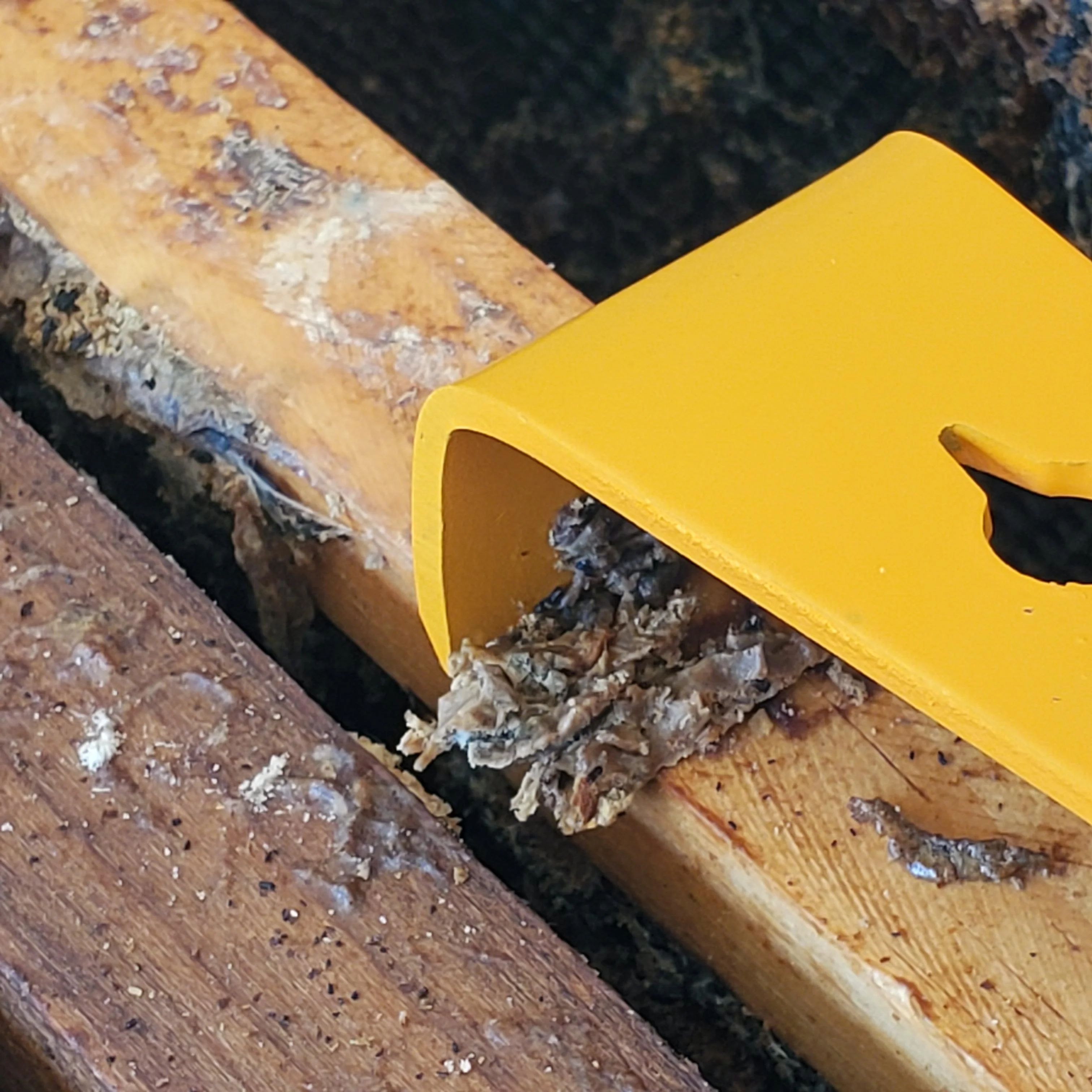 10.25-inch Orange Hive Tool - Image 7