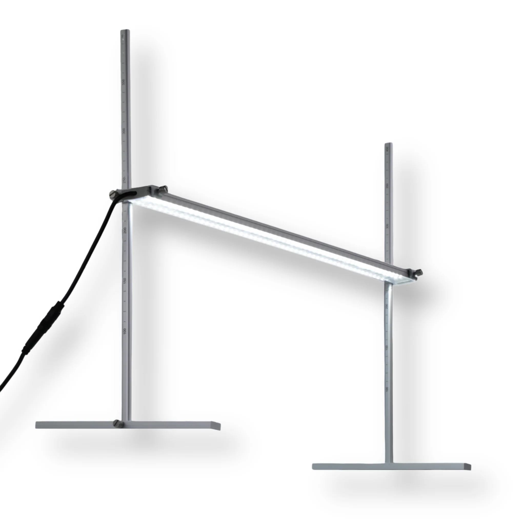 2 FT LED Grow Light with Stand - Image 2
