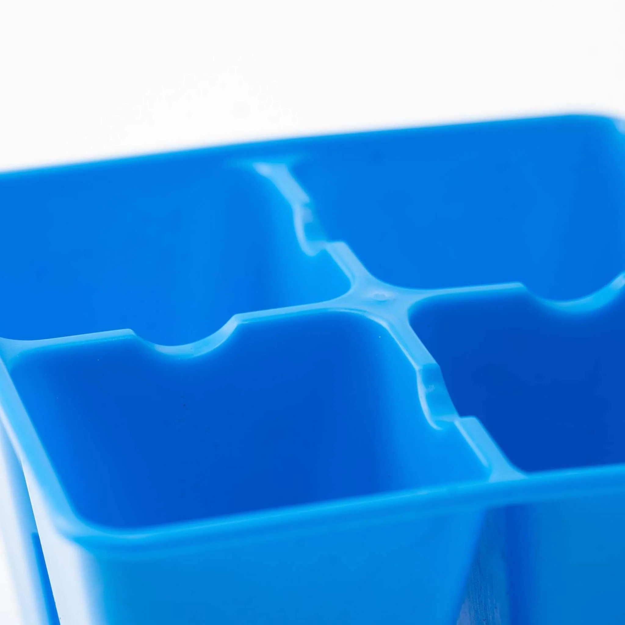 4 Cell Plug Tray Inserts - Image 6