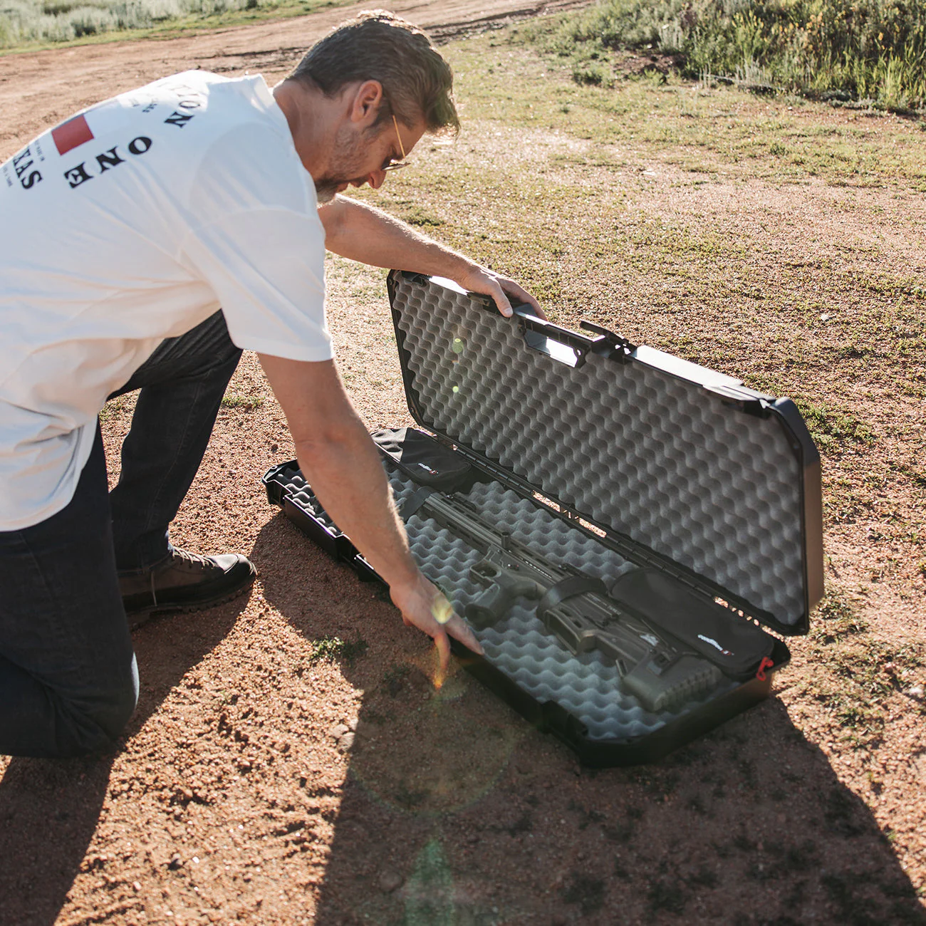42" Economy AR Case #2300 - Image 9