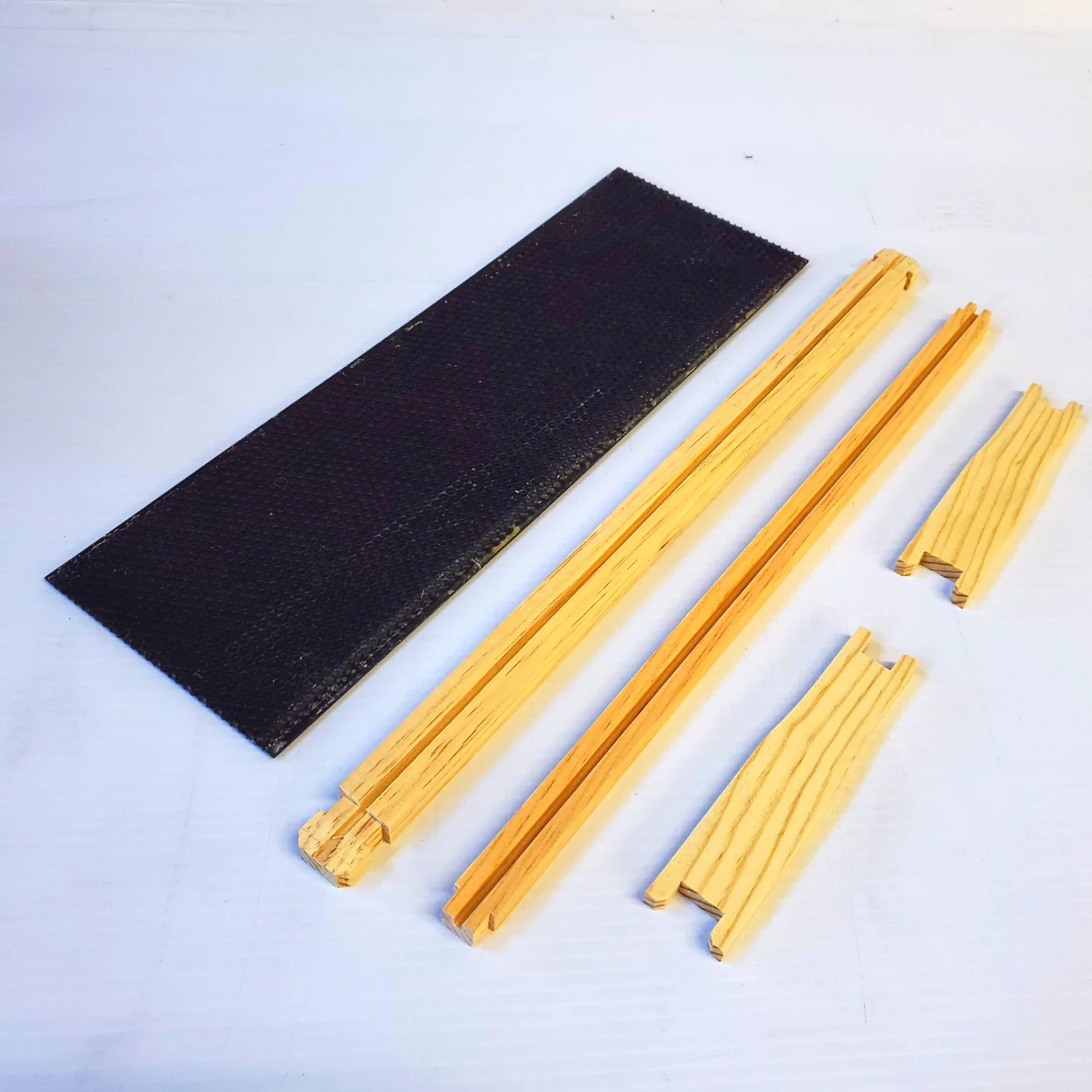 5-Frame Nucleus Hive Kit - Medium - Image 10