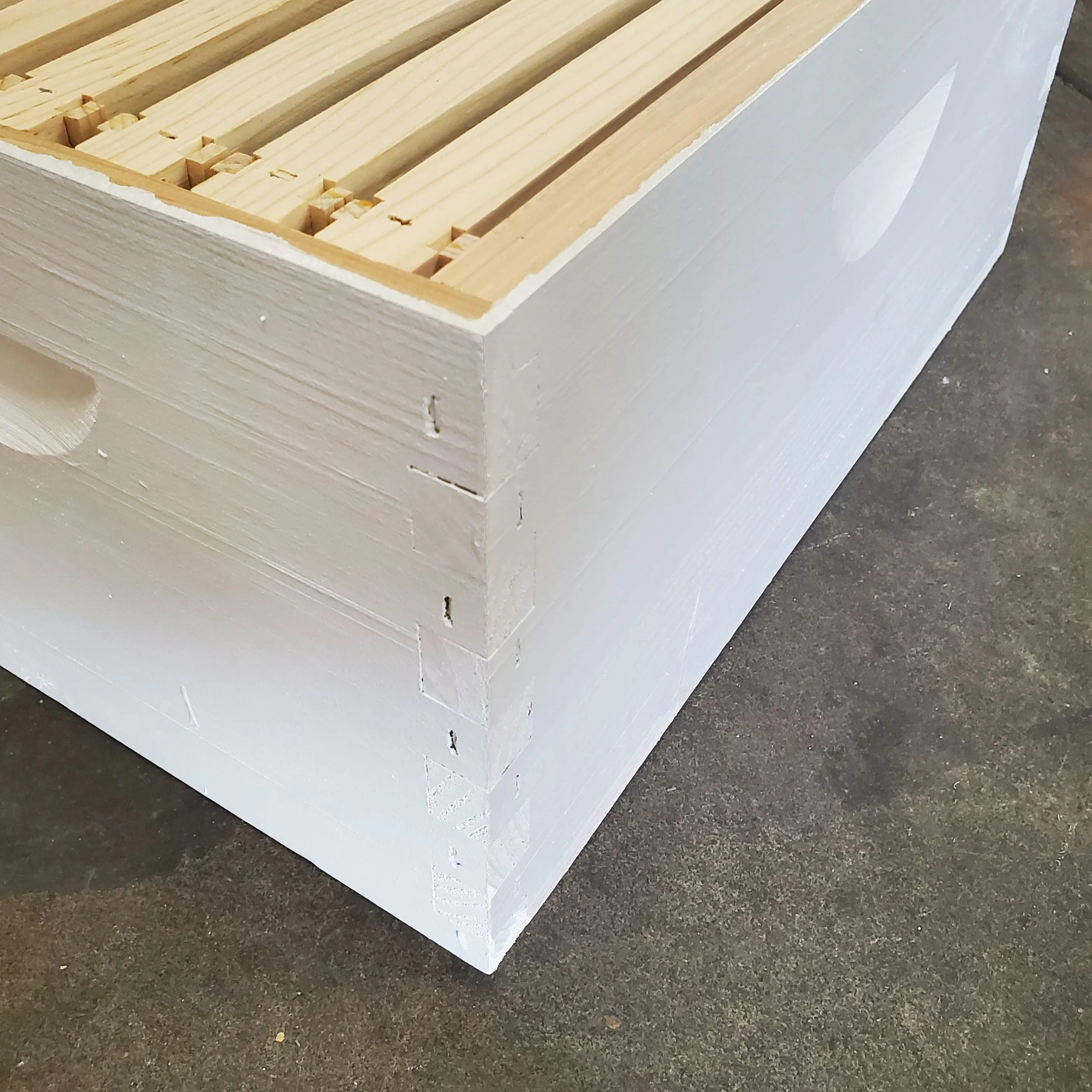8-Frame Completed, Deep 9 5/8-inch Box with Frames and Foundation - Image 15