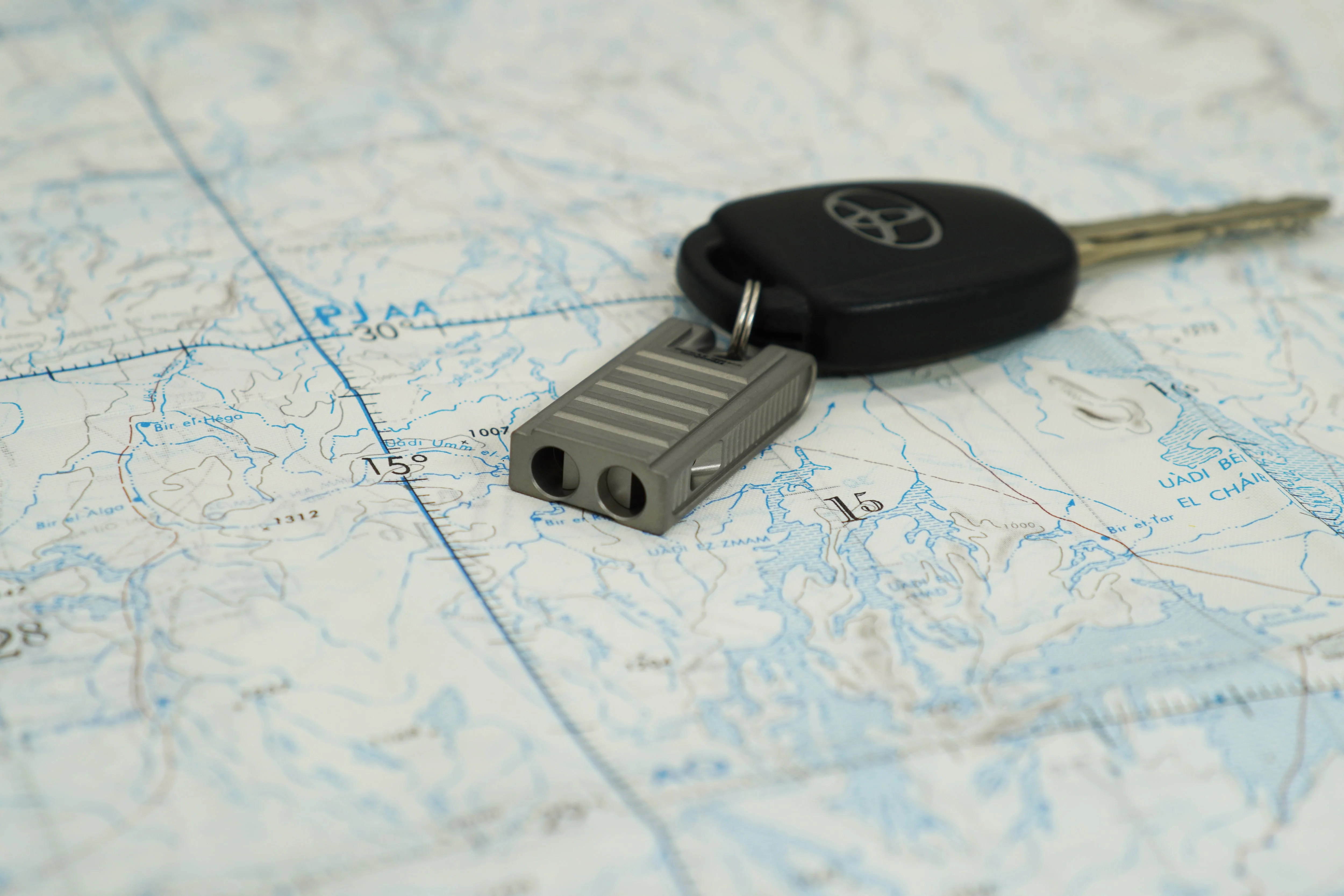 Abrams Unibody Titanium Whistle - Image 23