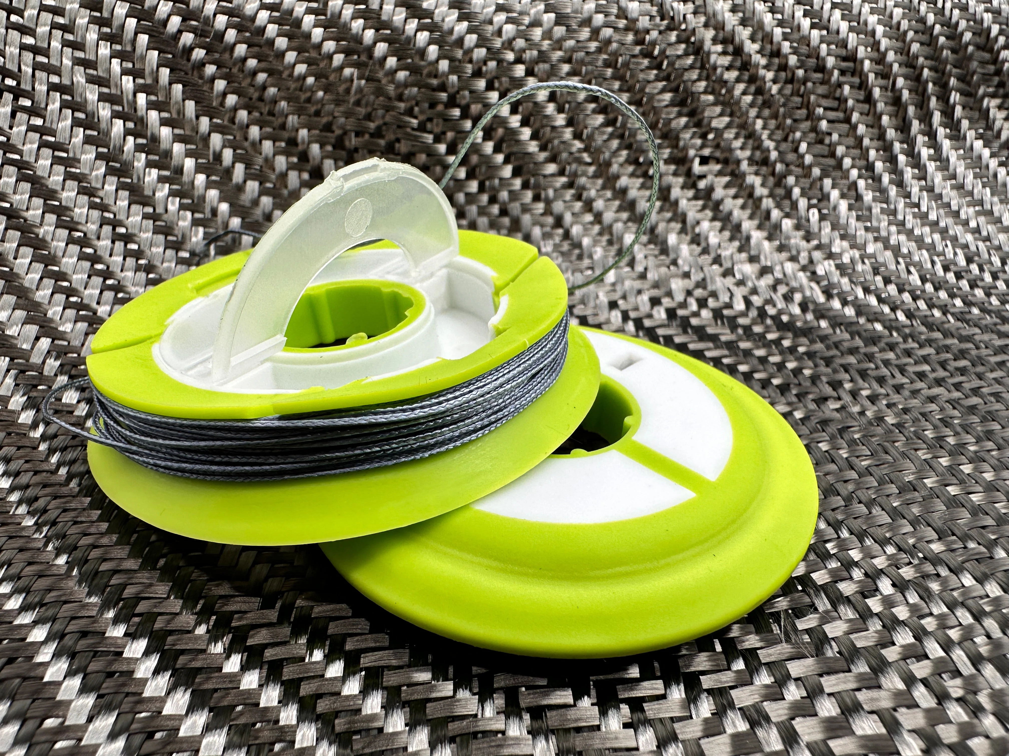 Armada-Weave - 27 Feet / 130lbs Test + Silicone Storage Dispenser - Image 10