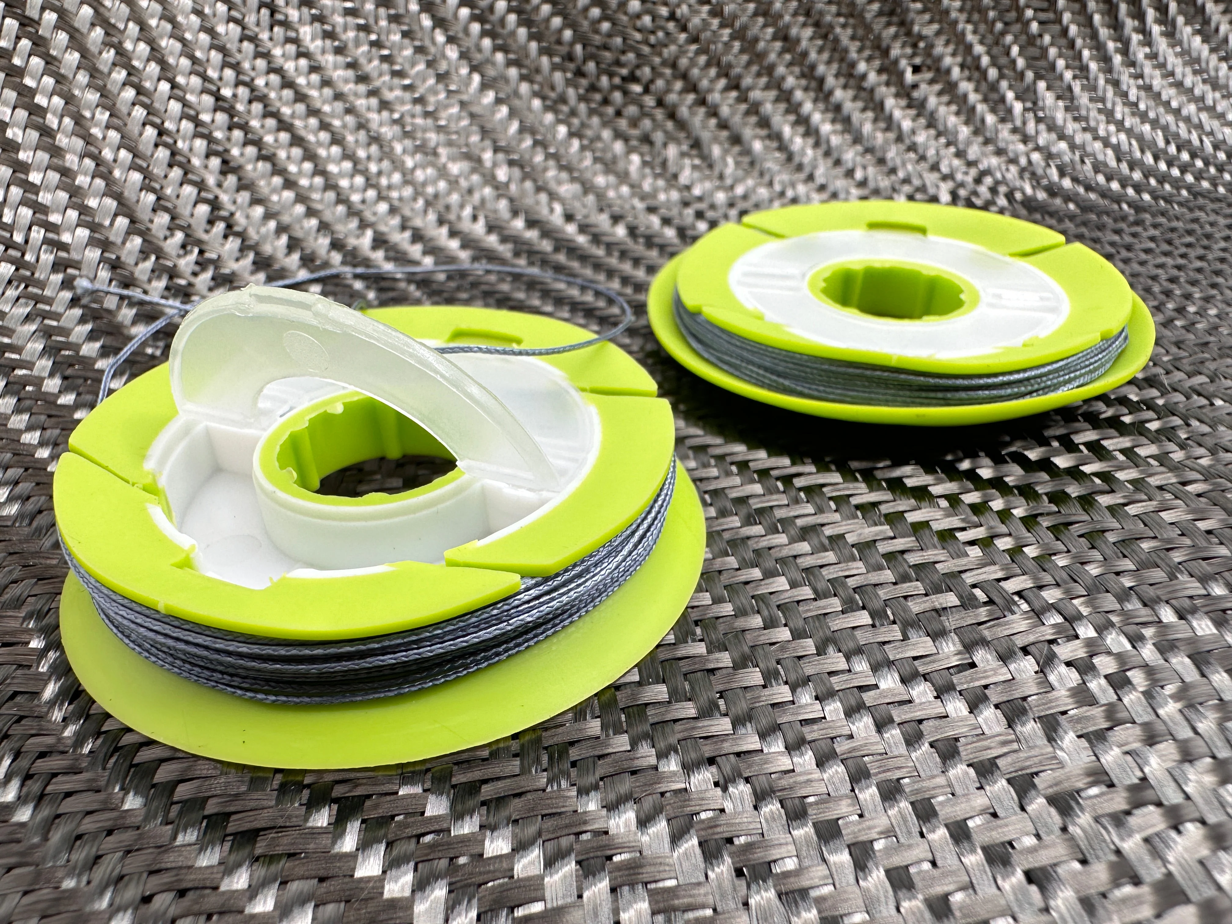 Armada-Weave - 27 Feet / 130lbs Test + Silicone Storage Dispenser - Image 3