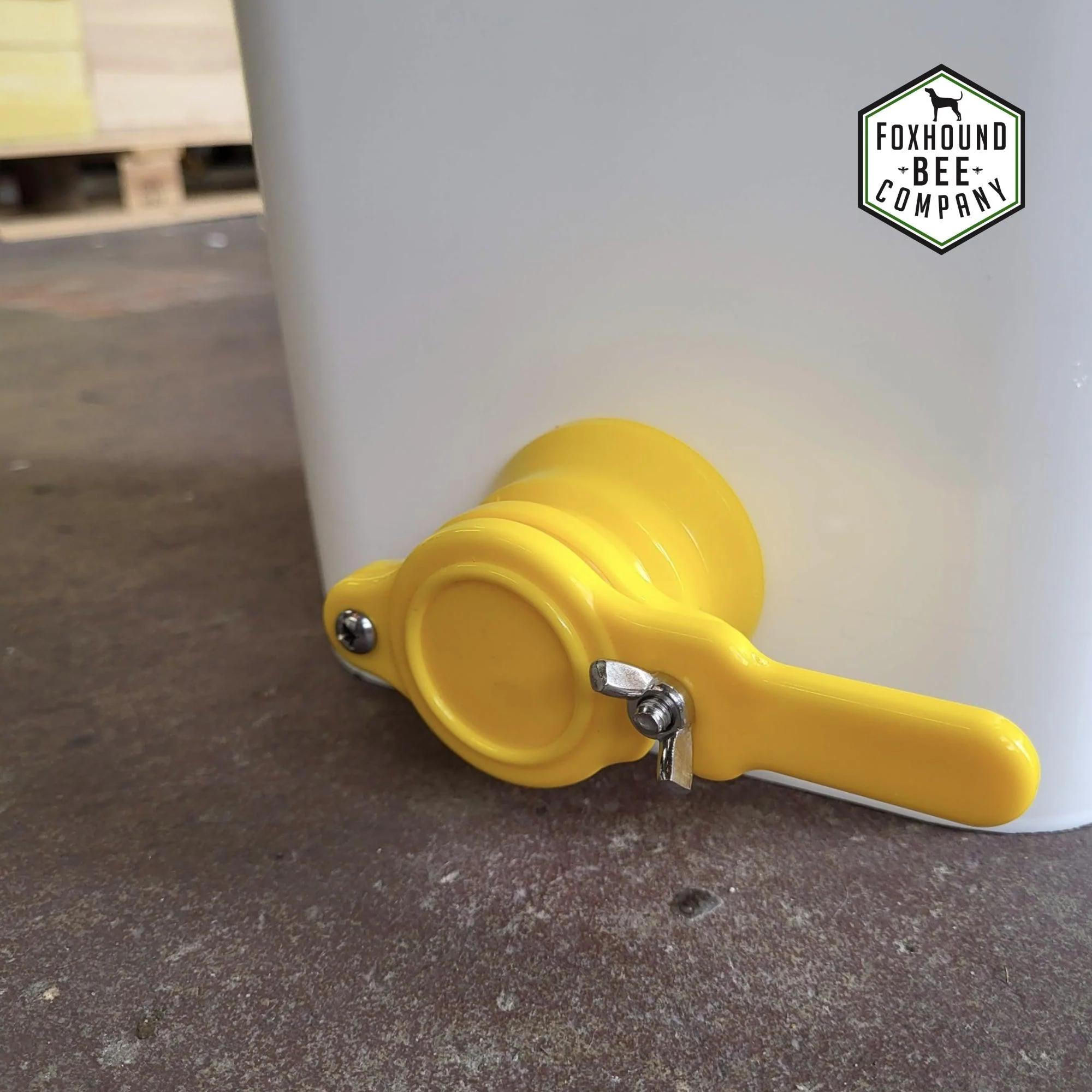 Bottling Bucket Kit with Honey Gate and Strainers - Image 7