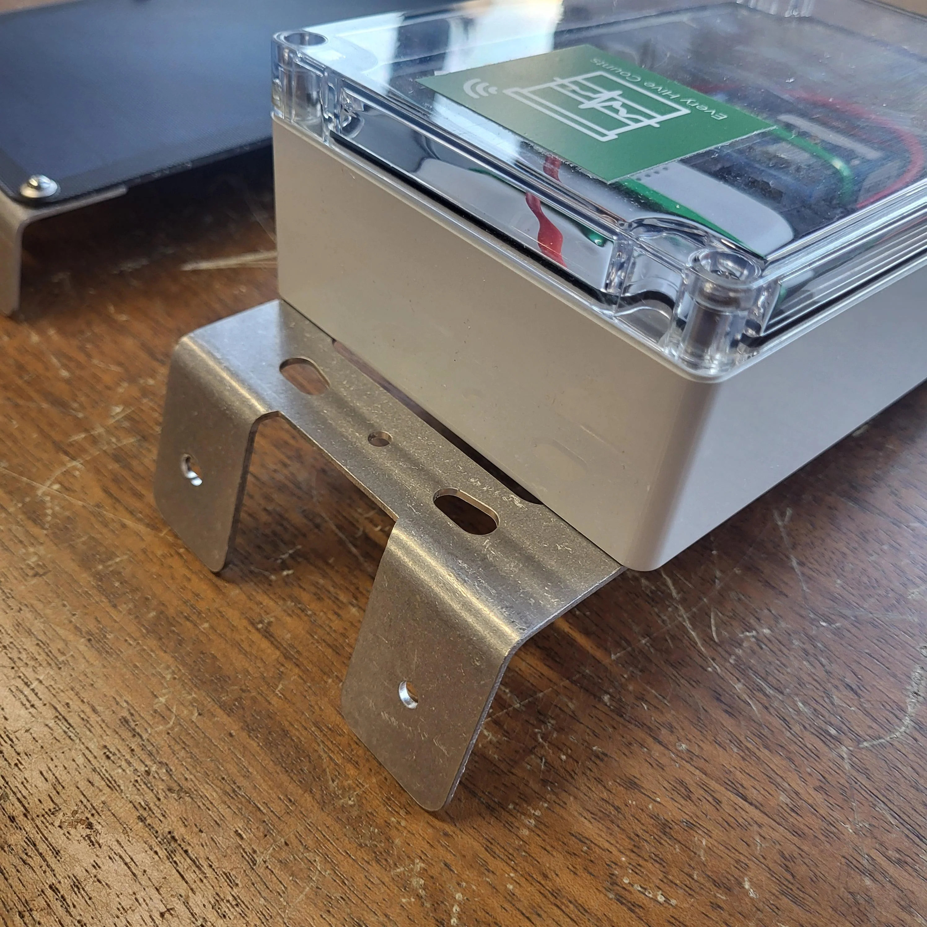 BroodMinder Cellular Receiver - Image 5