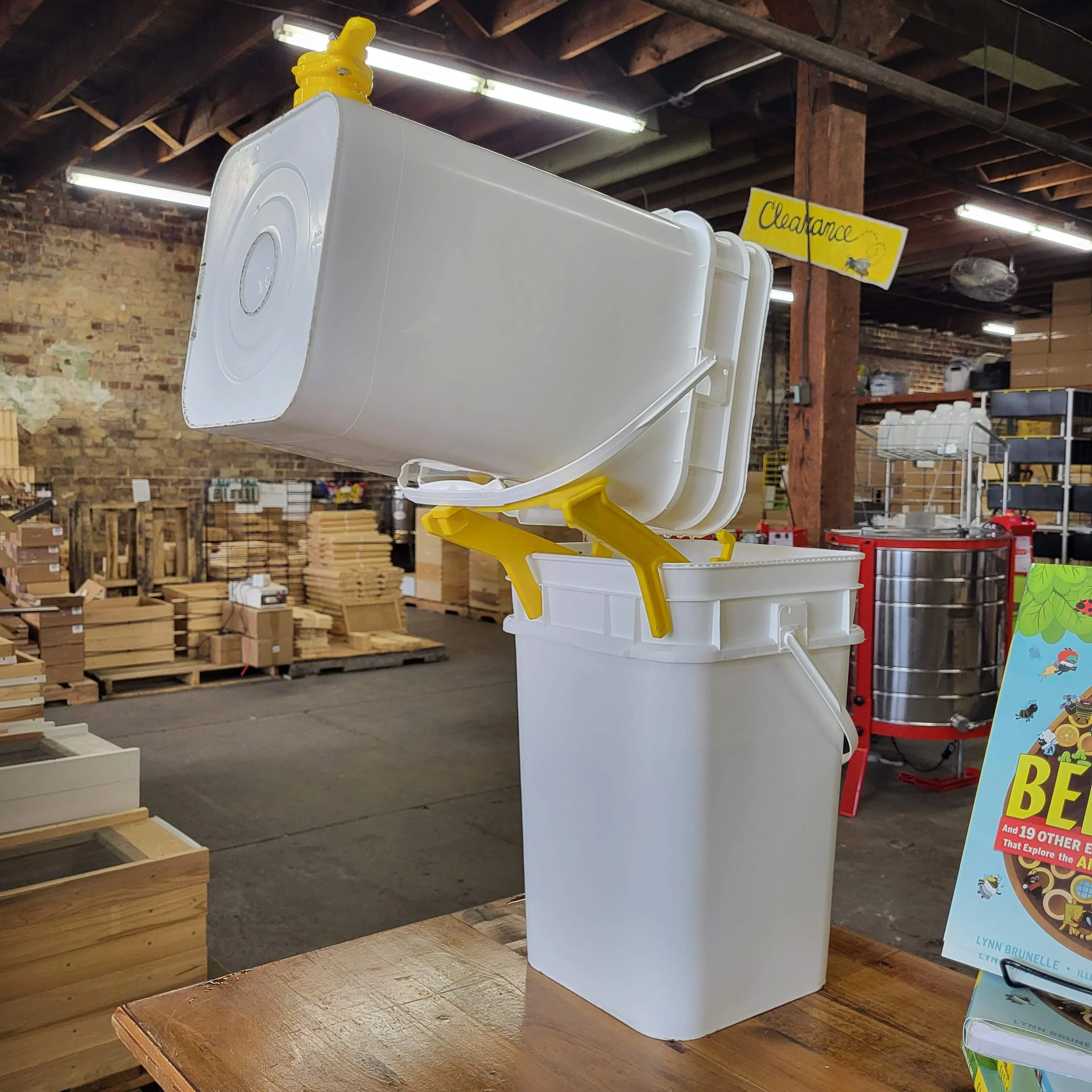 Bucket Holder - Image 4