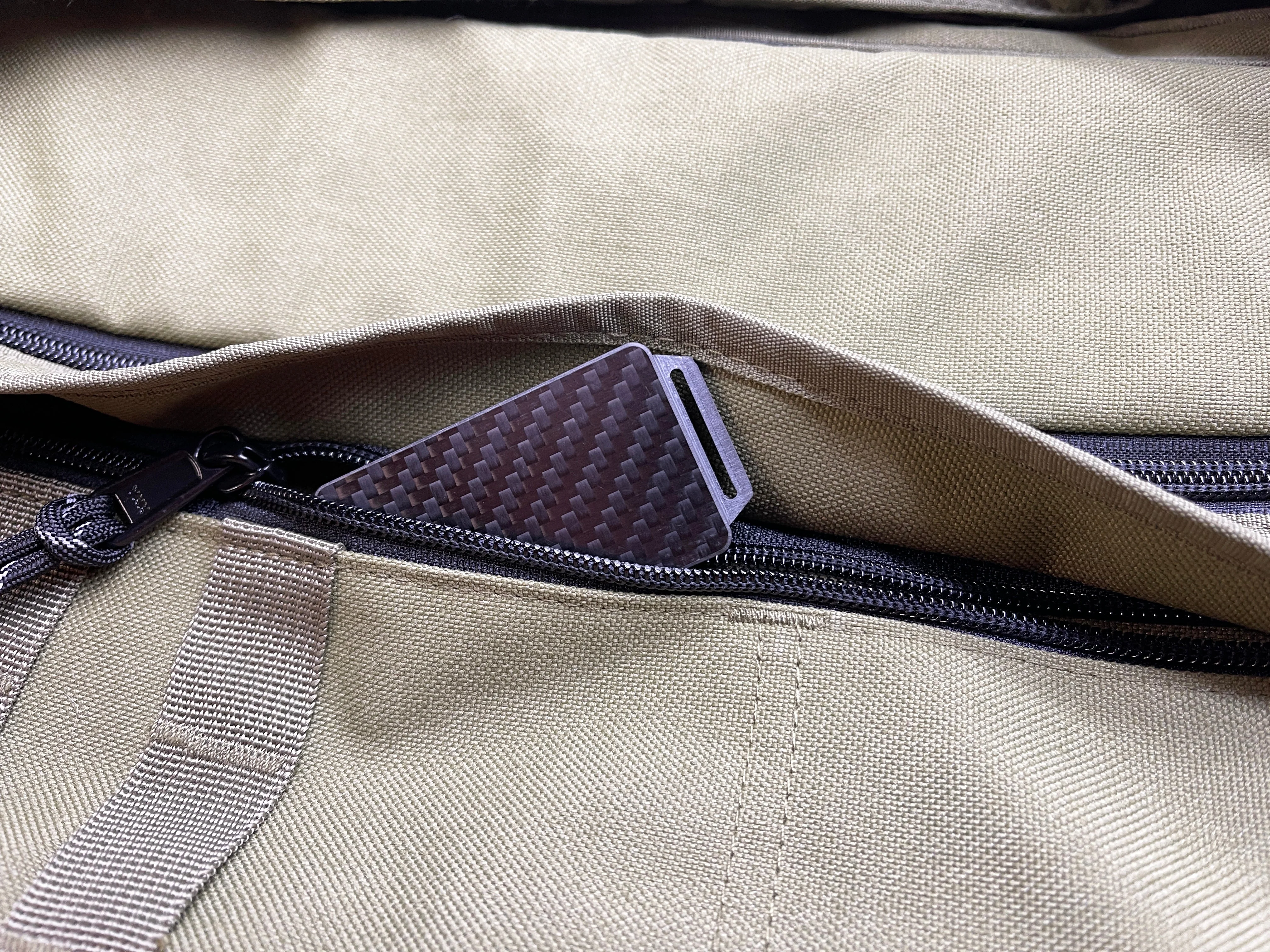 Carbon Fiber Pocket Strong Box With Loop - Image 8
