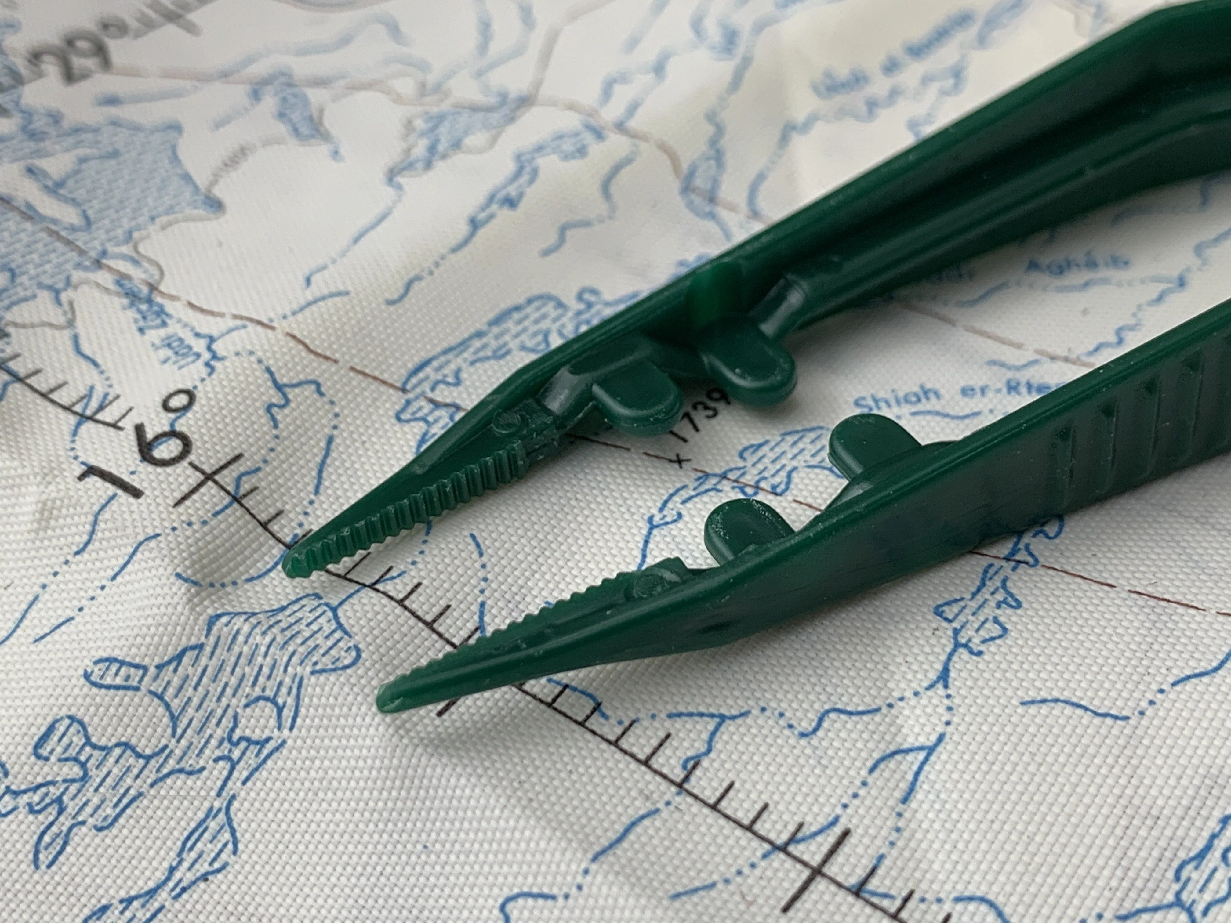 Composite Resin Disposable Tweezer OD Green - Image 3