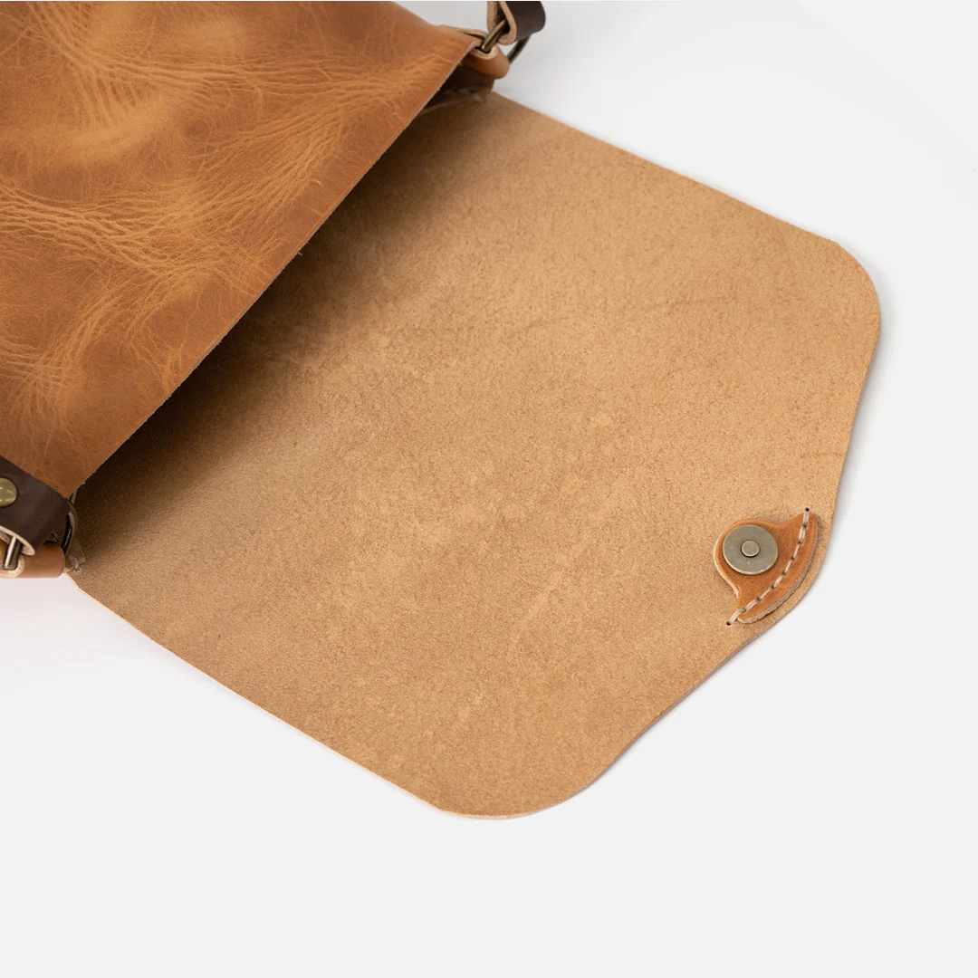 Crestone Crossbody - Image 10