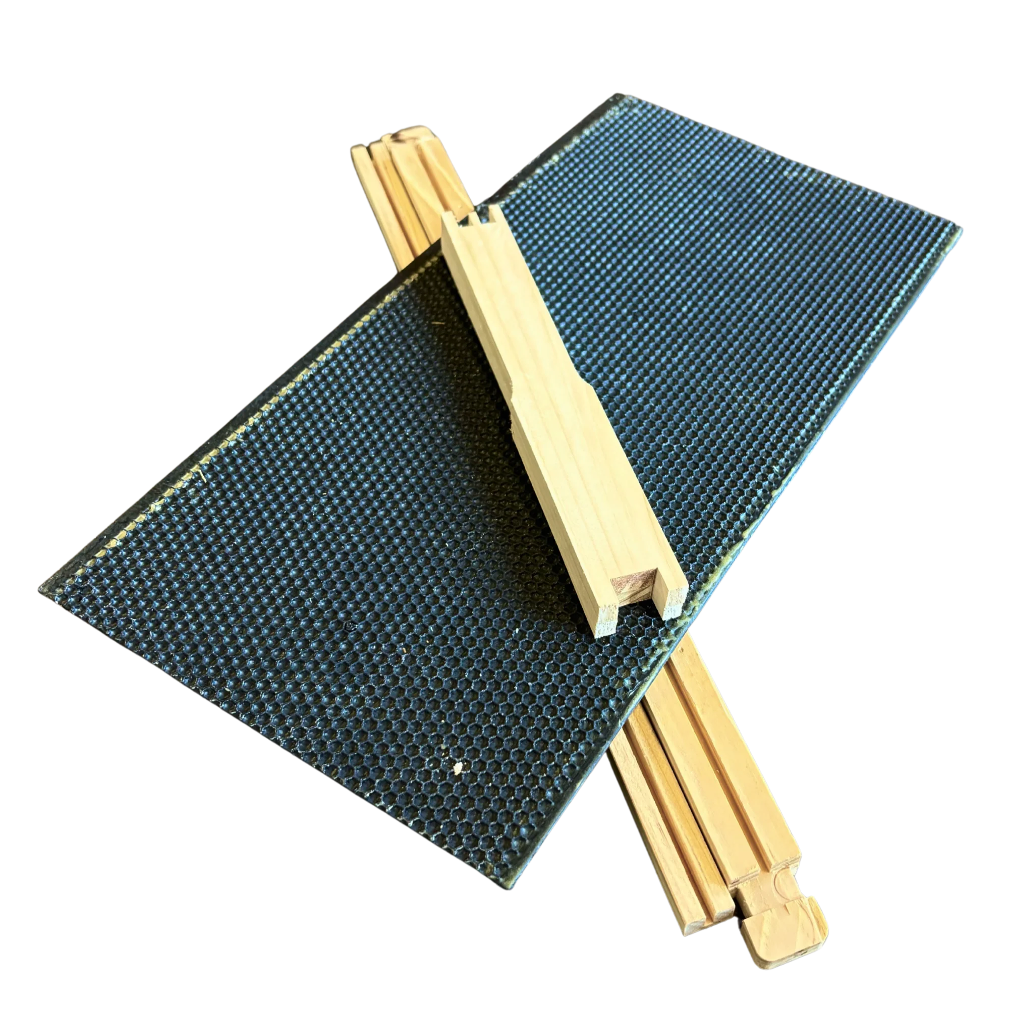 Deep 9 1/8-Inch Langsroth Frame, Grooved Top / Grooved Bottom With Double Wax Foundation - Image 9