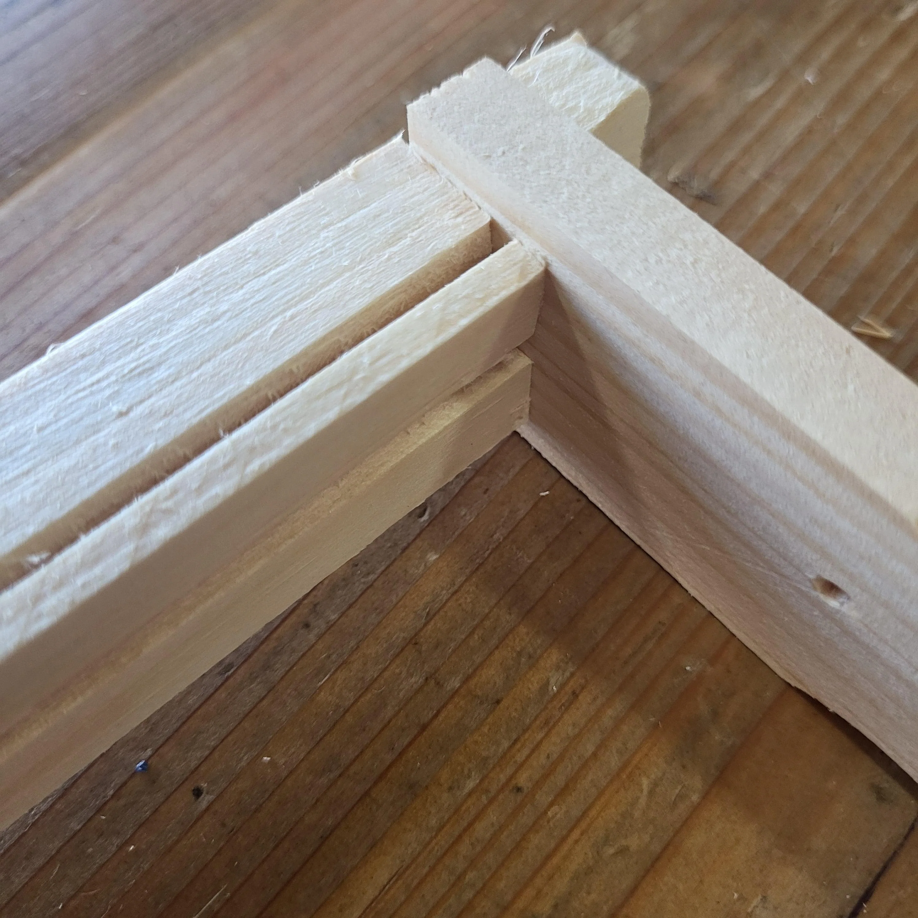 Deep 9 1/8 Inch Langstroth Frame, Wedged Top / Split Bottom with Holes - Image 2