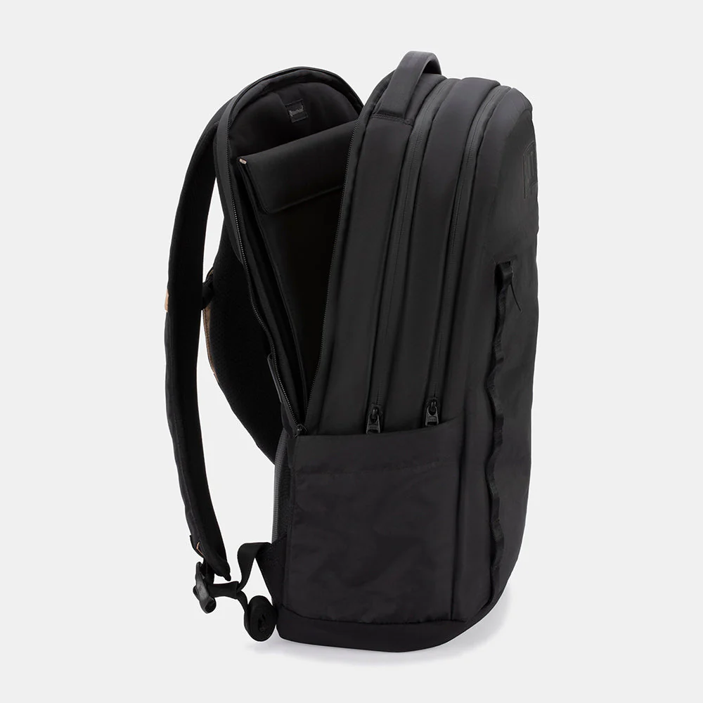 E3 Faraday Backpack - Image 13