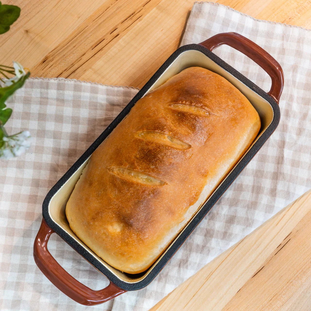 Enameled Cast Iron Bread Pan - Image 8