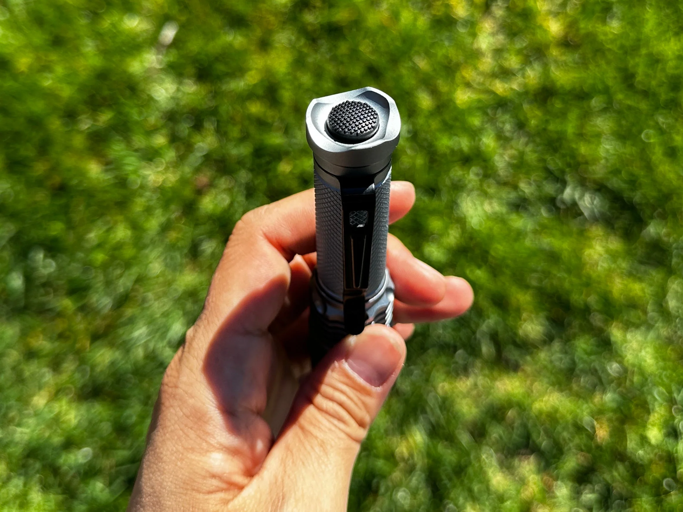 Exclusive Acebeam TAC Flashlight AA / 14500 ( Includes USB-C 14500 Rechargeable Battery ) - Image 9