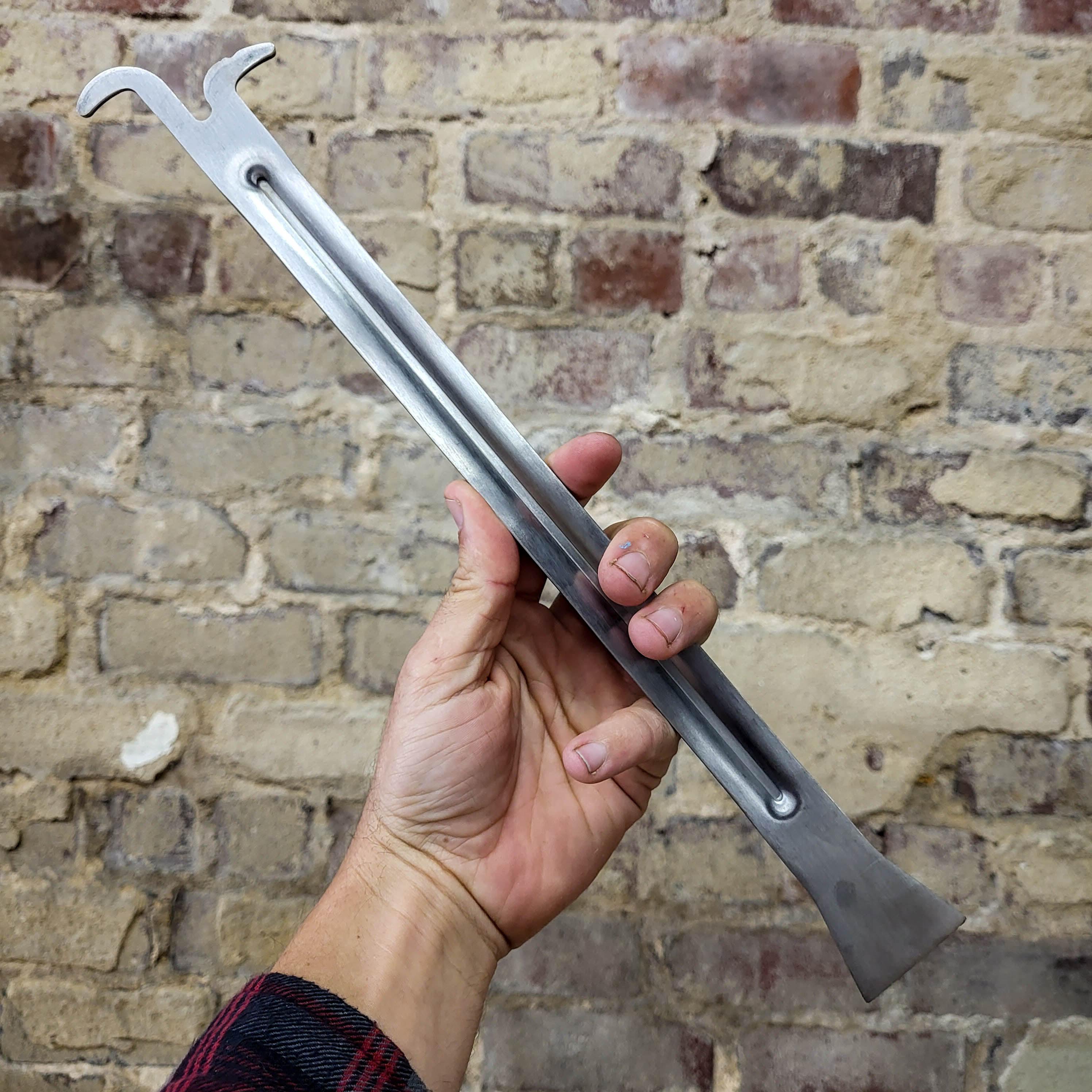 Extra Long Italian Hive Tool - Image 6