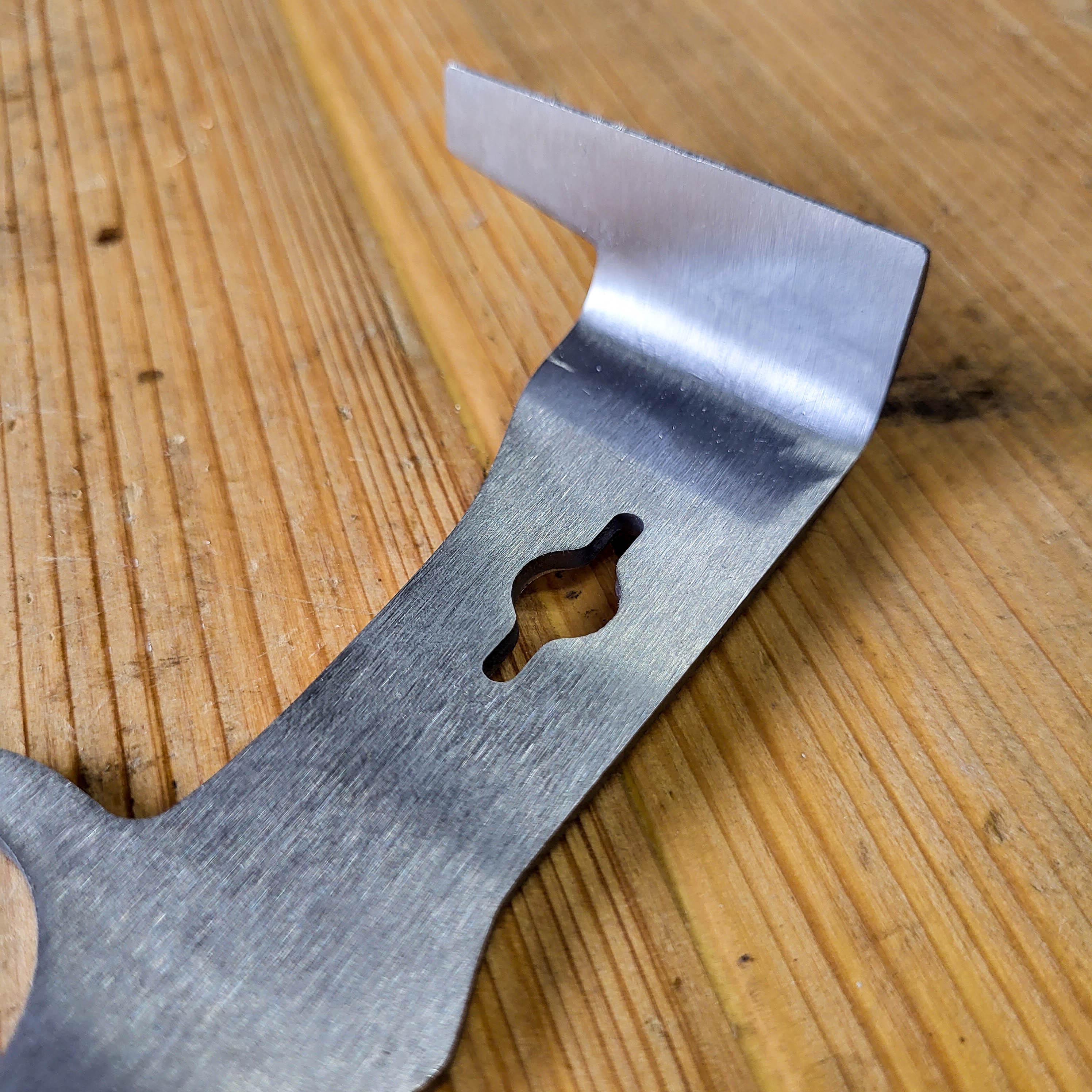 Finger Grip Hive Tool - Image 3