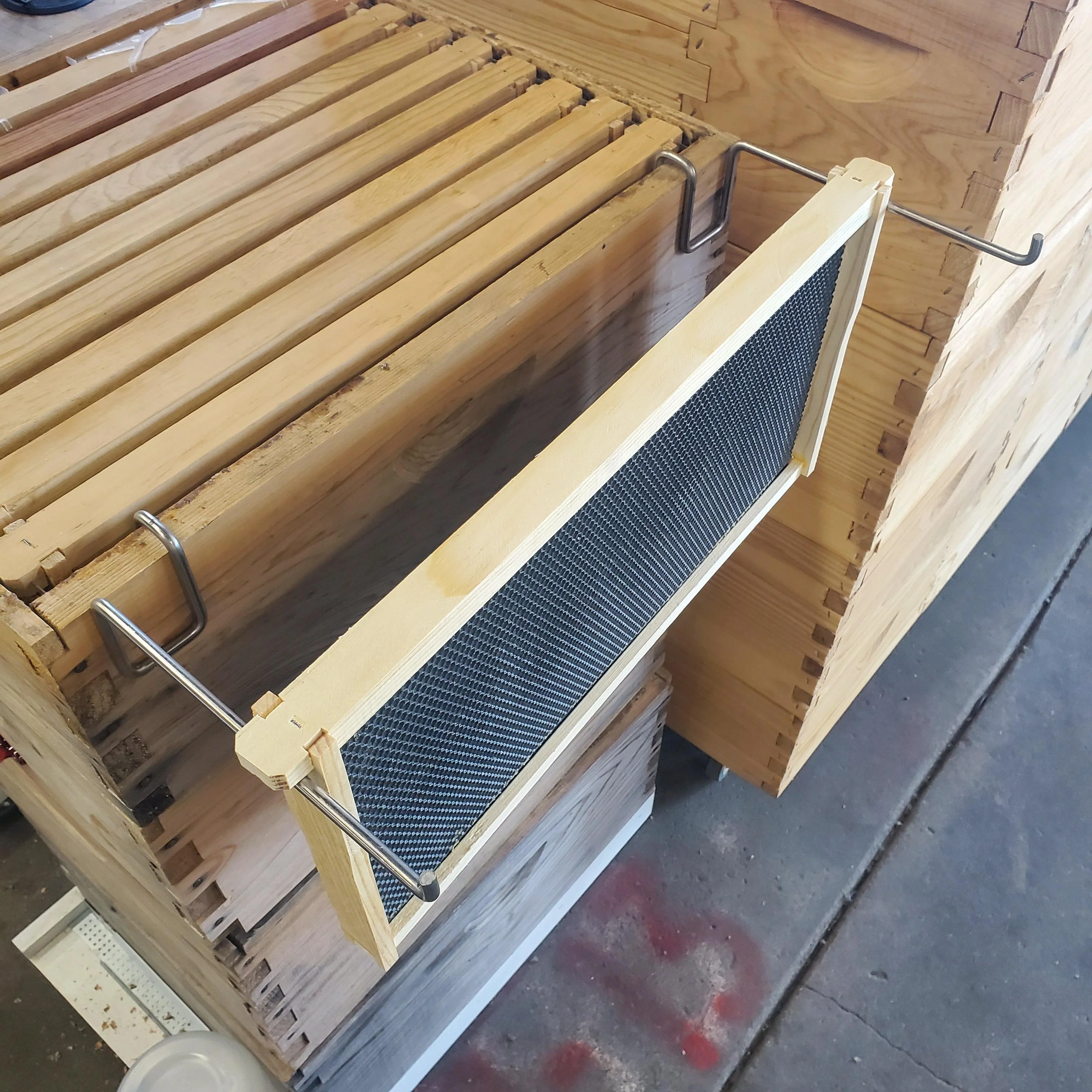 Frame Holder - Image 4