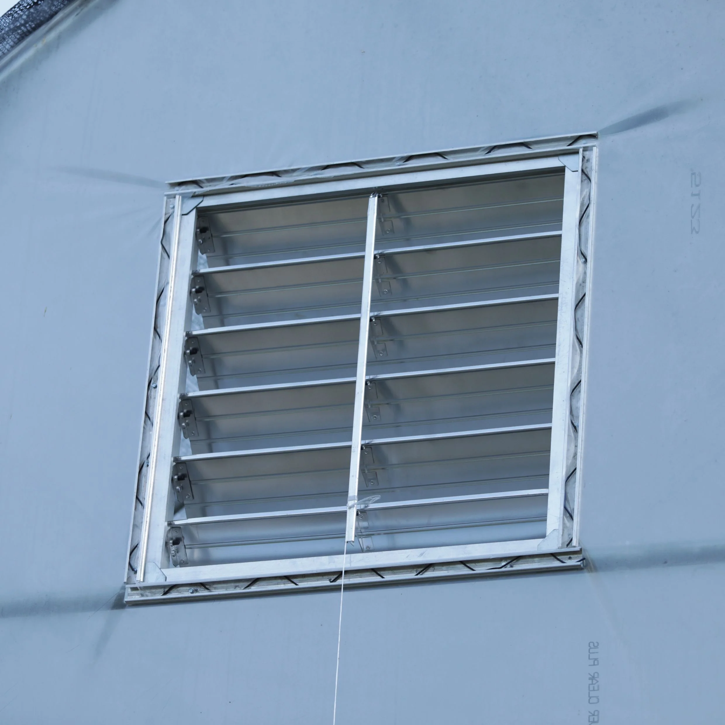 Greenhouse Aluminum Intake Shutter - Image 4