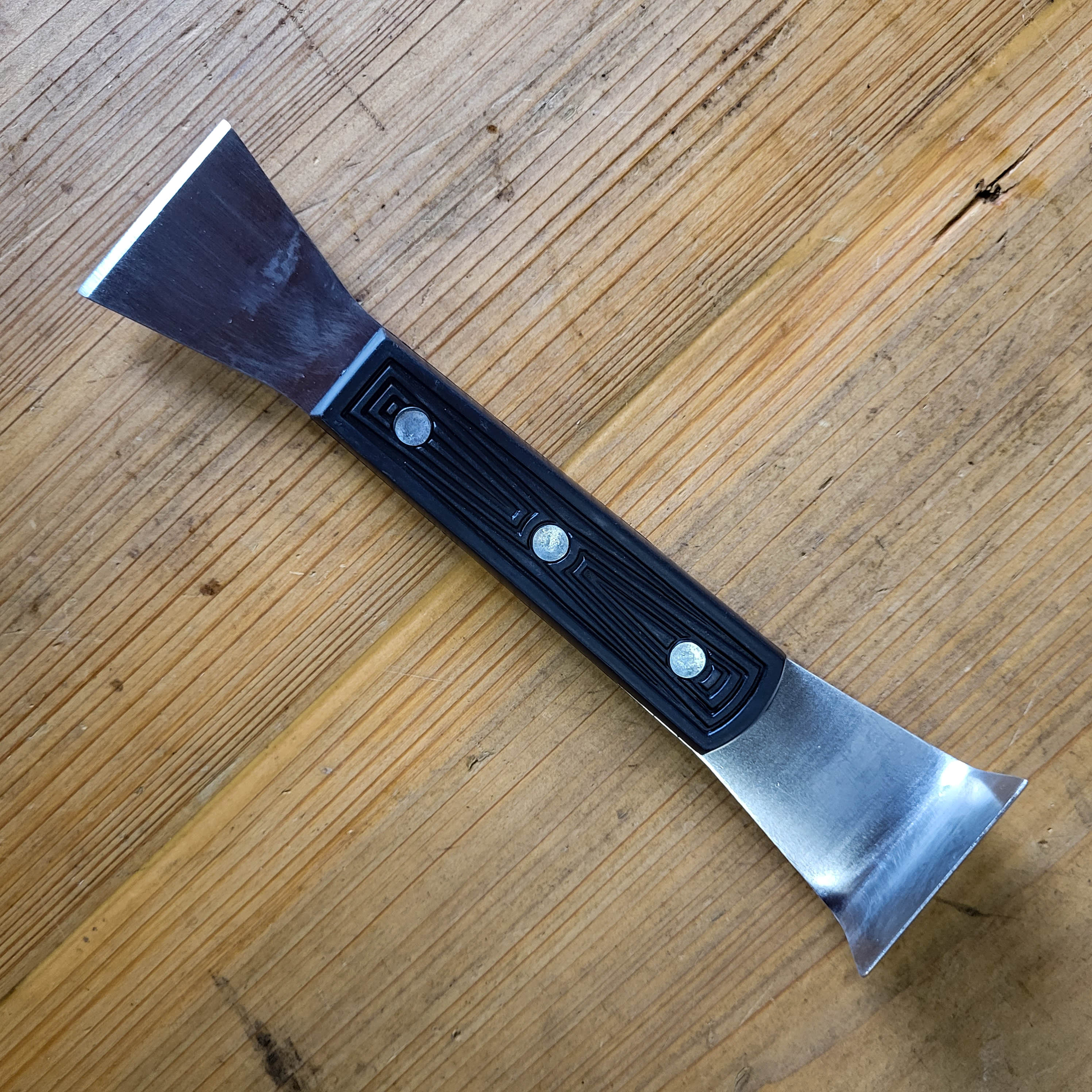 Hive Tool with Plastic Grip - Image 7