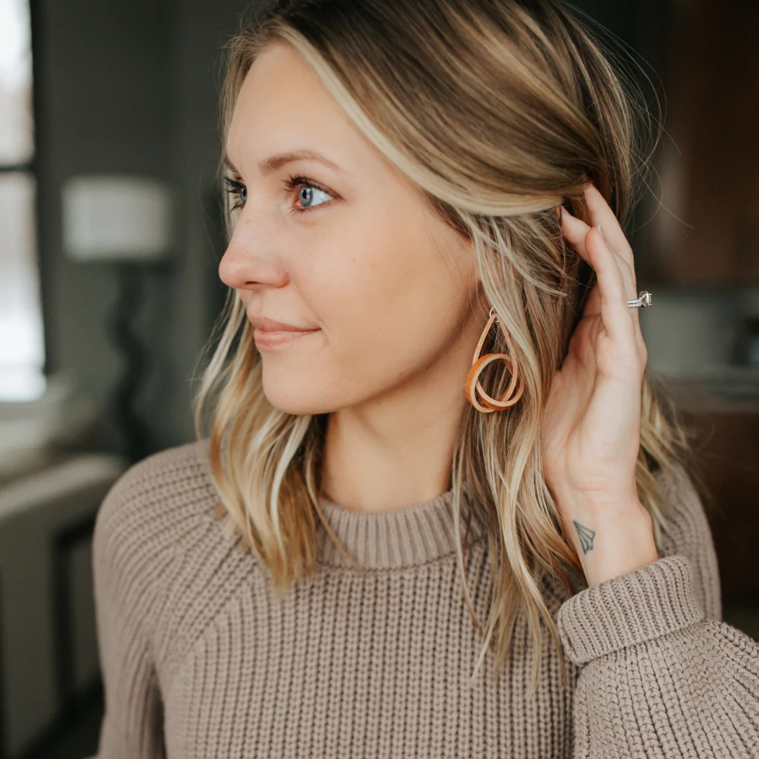 Knot Earring - Image 3