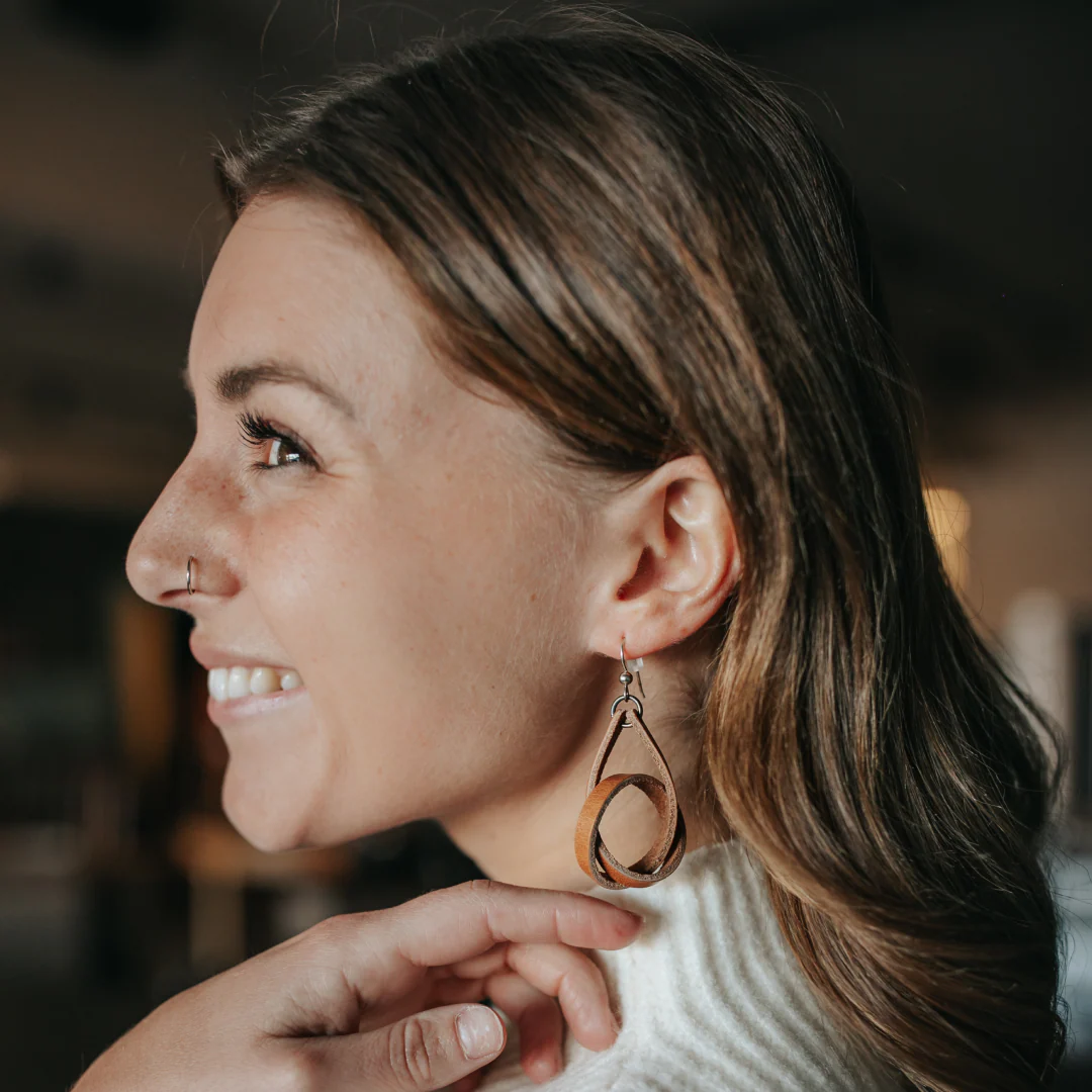 Knot Earring - Image 4