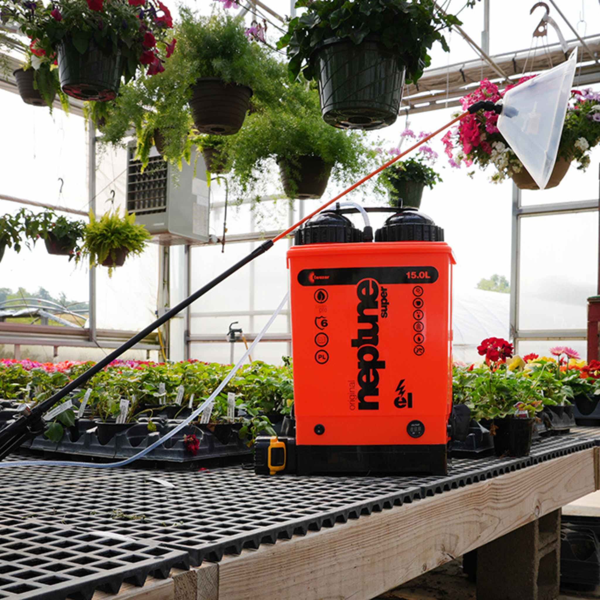 Kwazar Neptune Commercial 15L Backpack Sprayer | Manual & Electric Options - Image 2