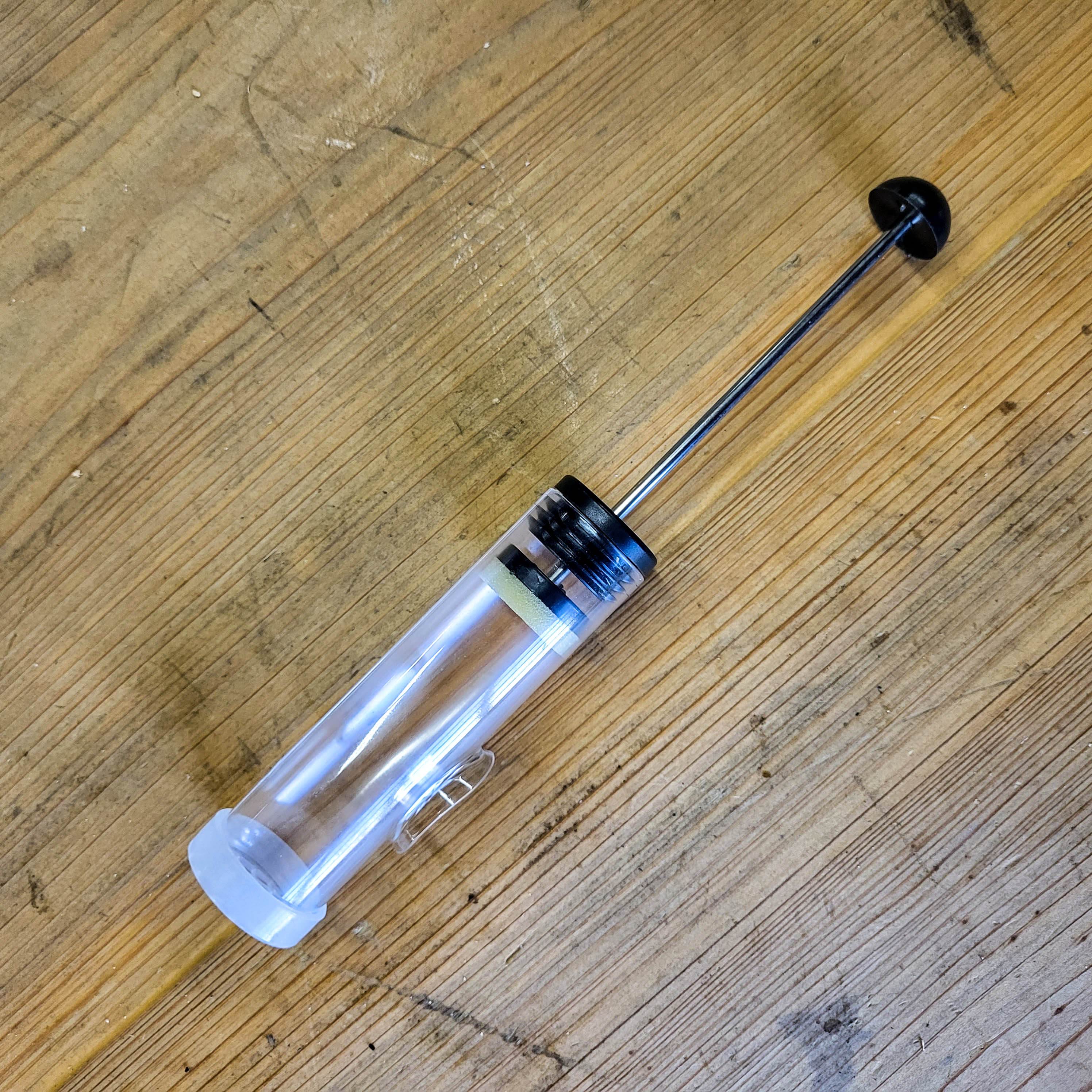 Long Queen Marking Tube - Image 3