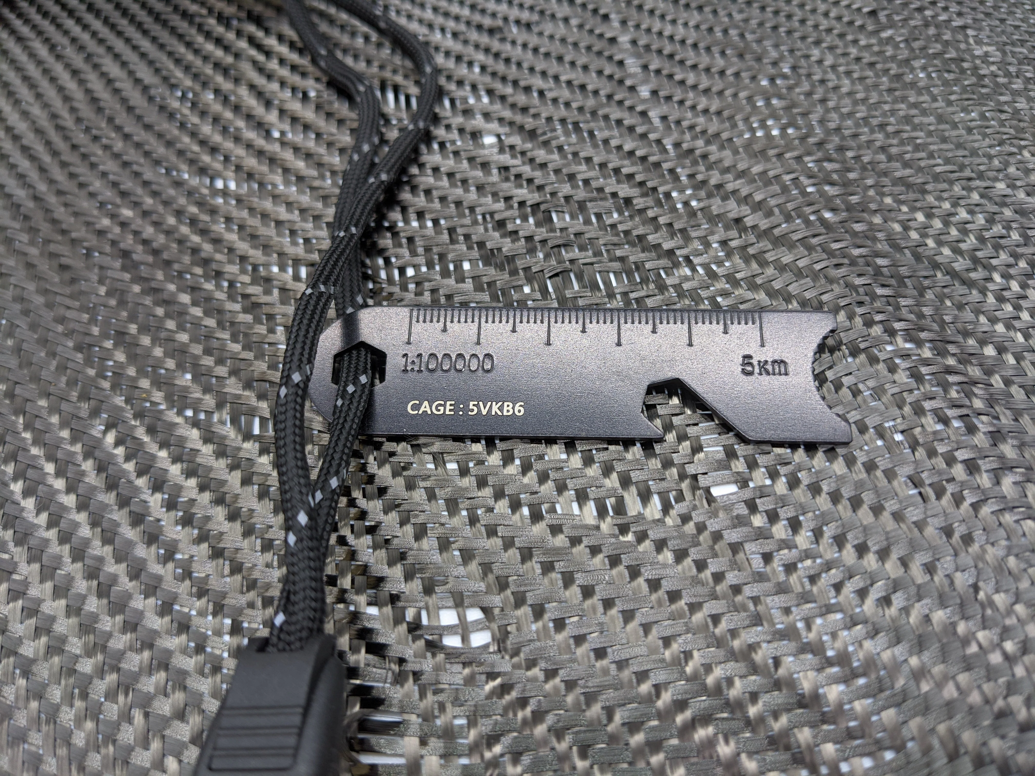 Massive Ferrocerium Rod + Striker With Storage Vault - Image 10
