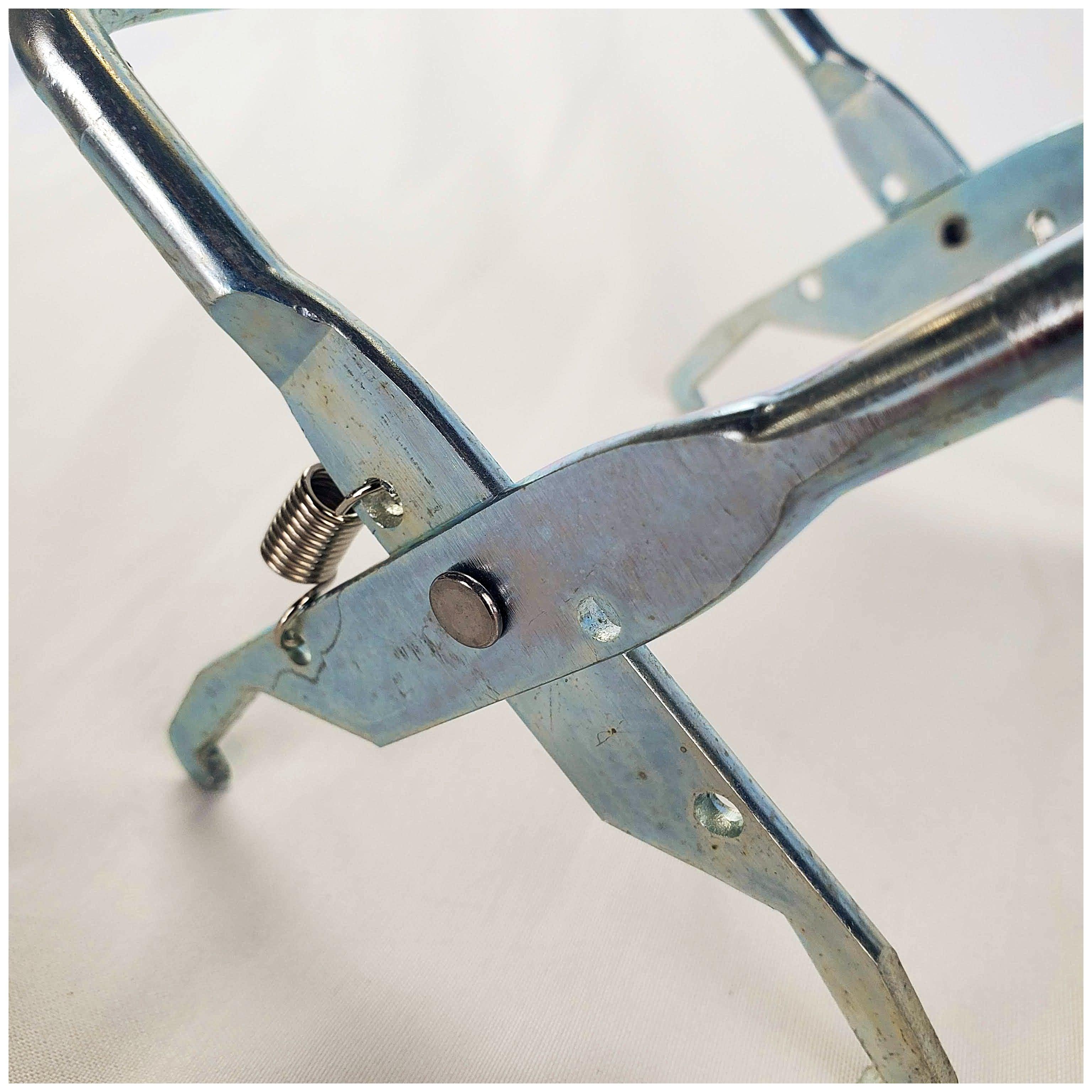 Metal Frame Grip - Image 4