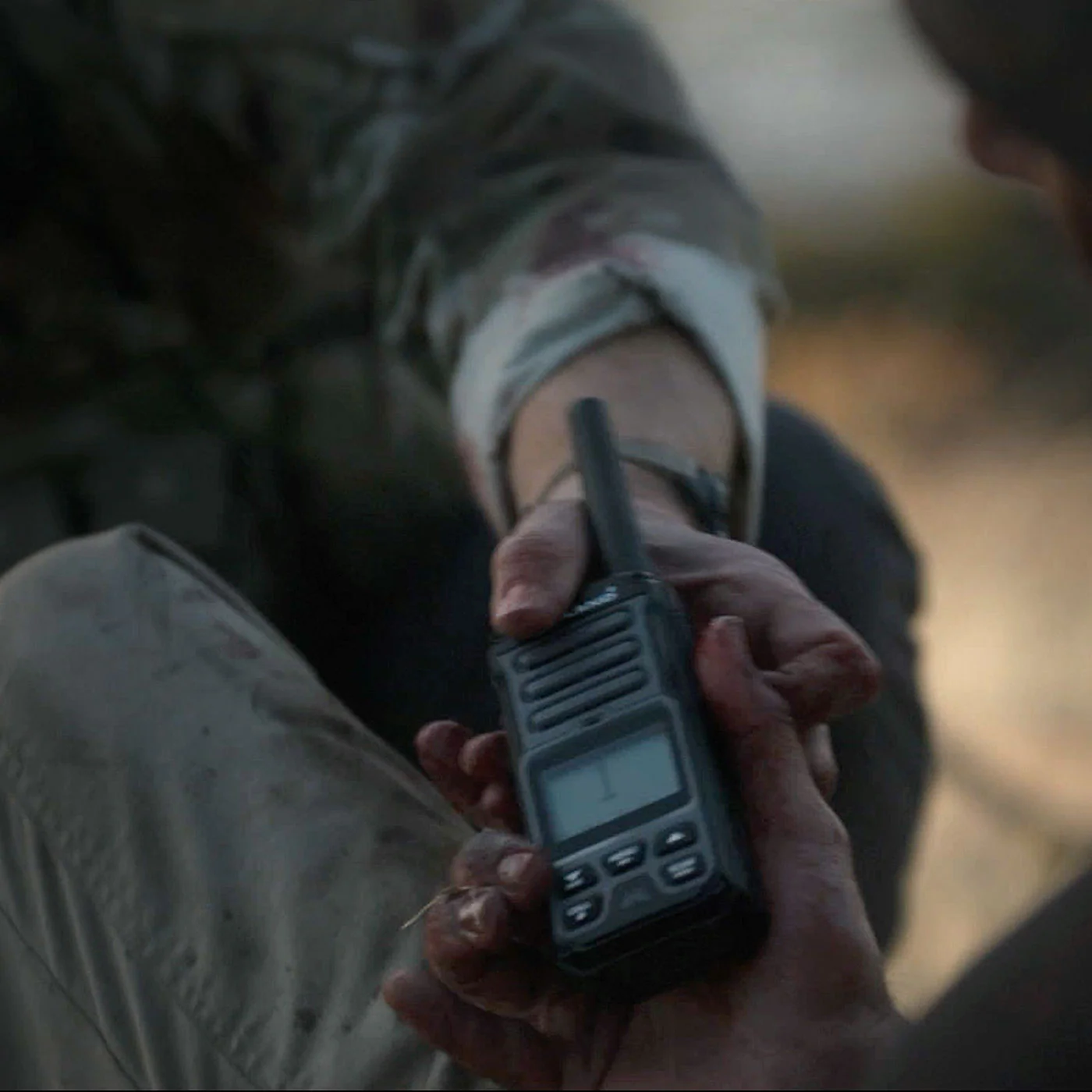 Midland GTX67 PRO - 5-Watt Two-Way GMRS Radio - Image 2