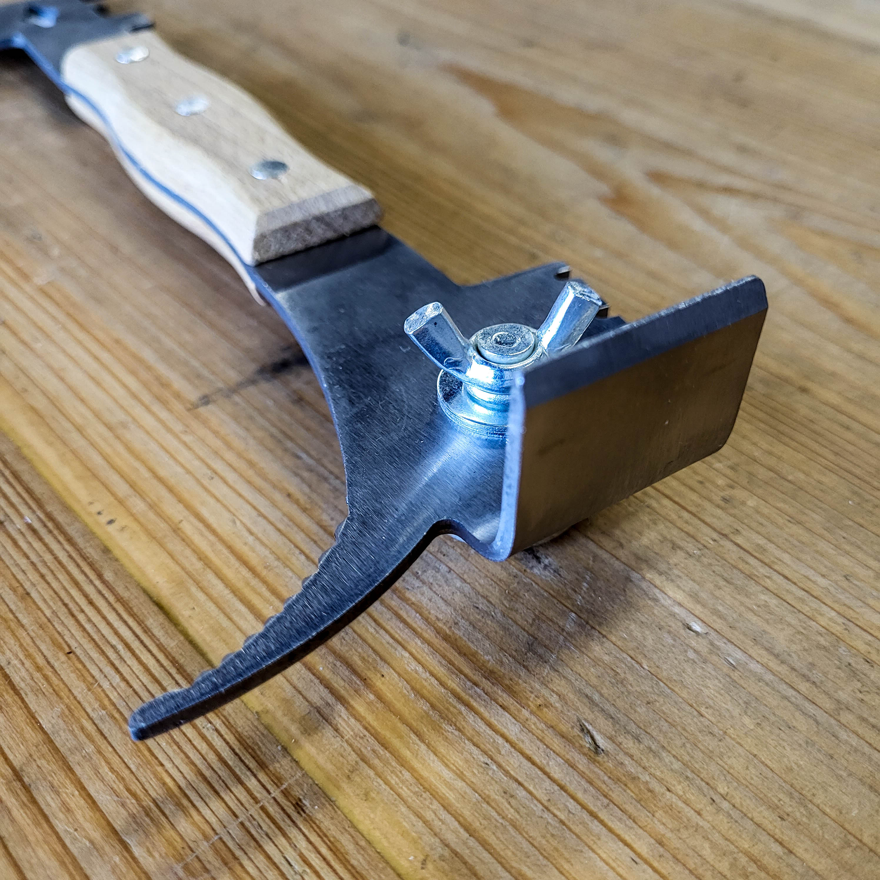 Multi Function Hive Tool - Image 6