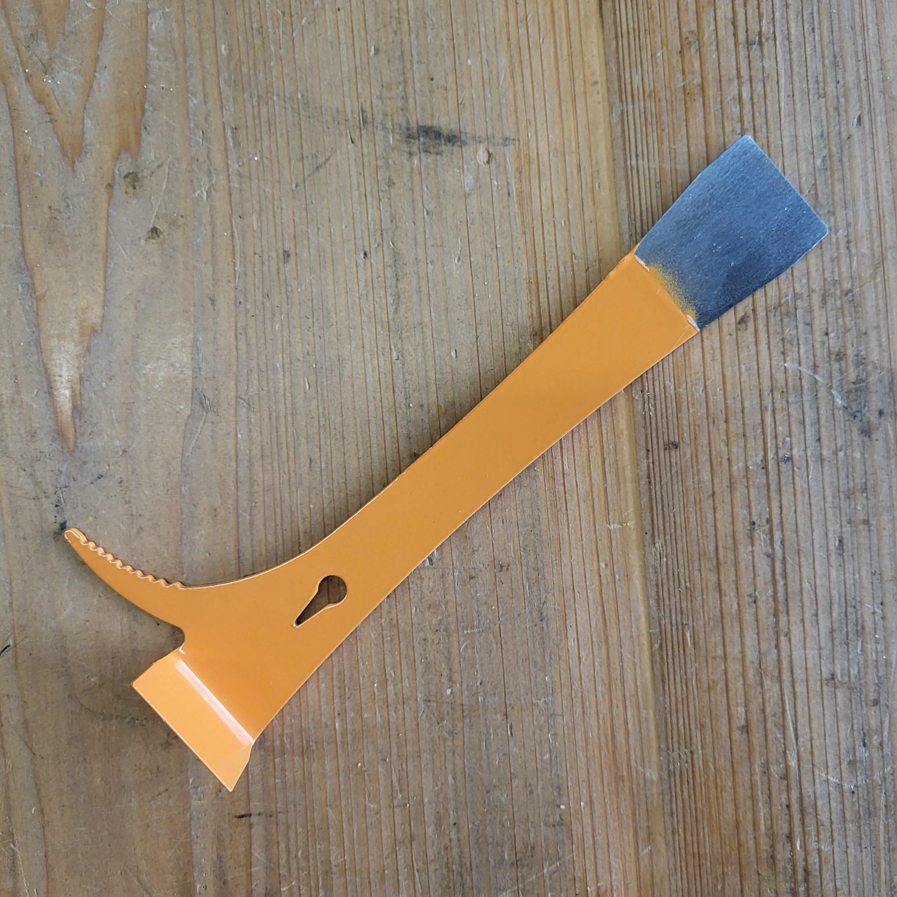 Orange KW Small Steel Hive Tool With Hook - Image 5