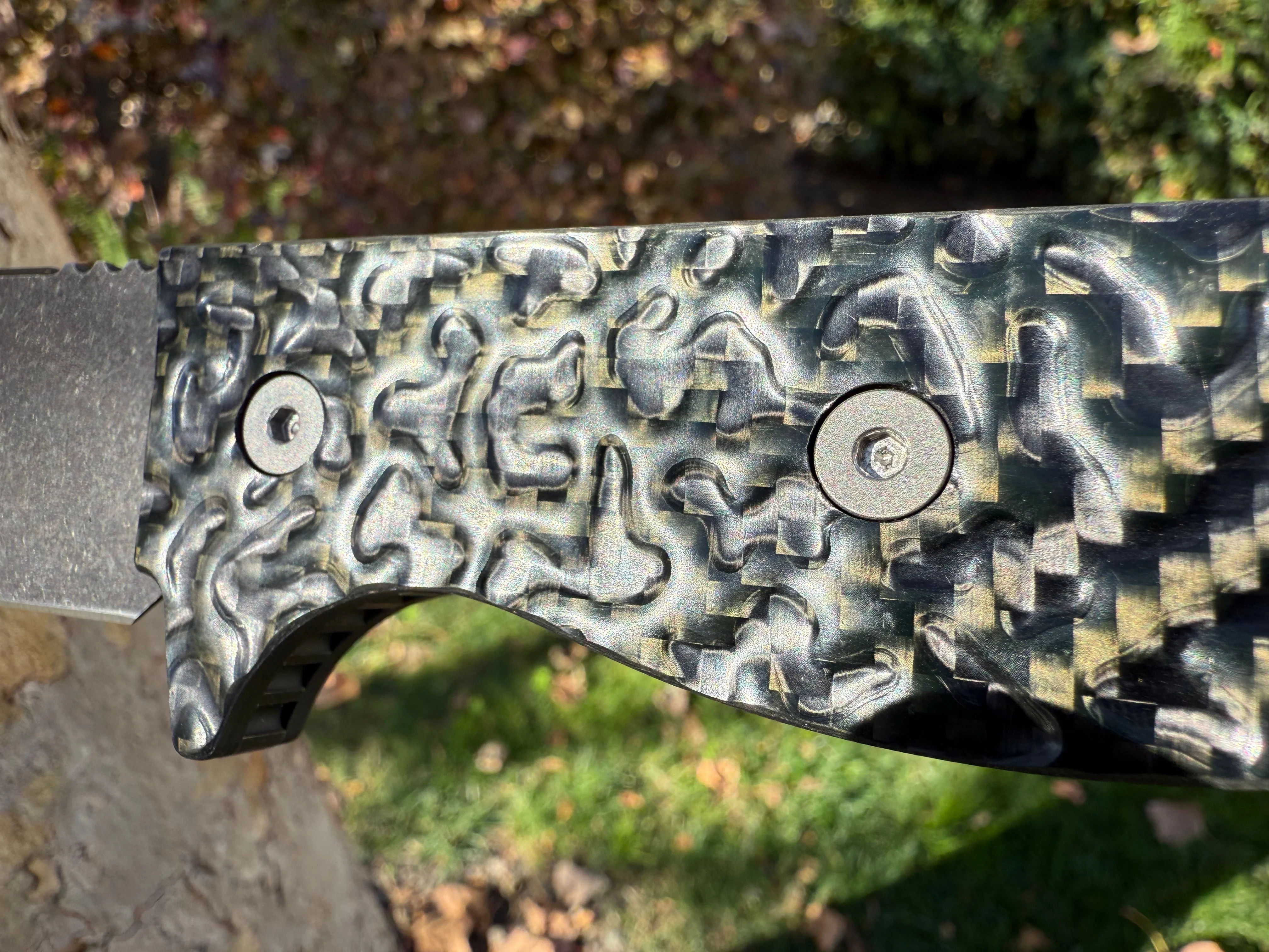 R4A - Ready 4 Action Knife / D2 Fixed Blade ( Contour-Tex Carbon Fiber Scales ) - Image 8
