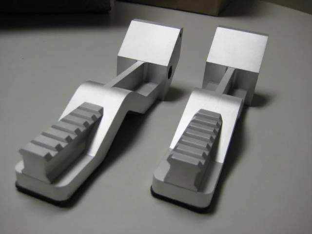 RAFT Precision EOD Robotics Gripper Set For F-6A ADROS & Mini Robots - Image 2