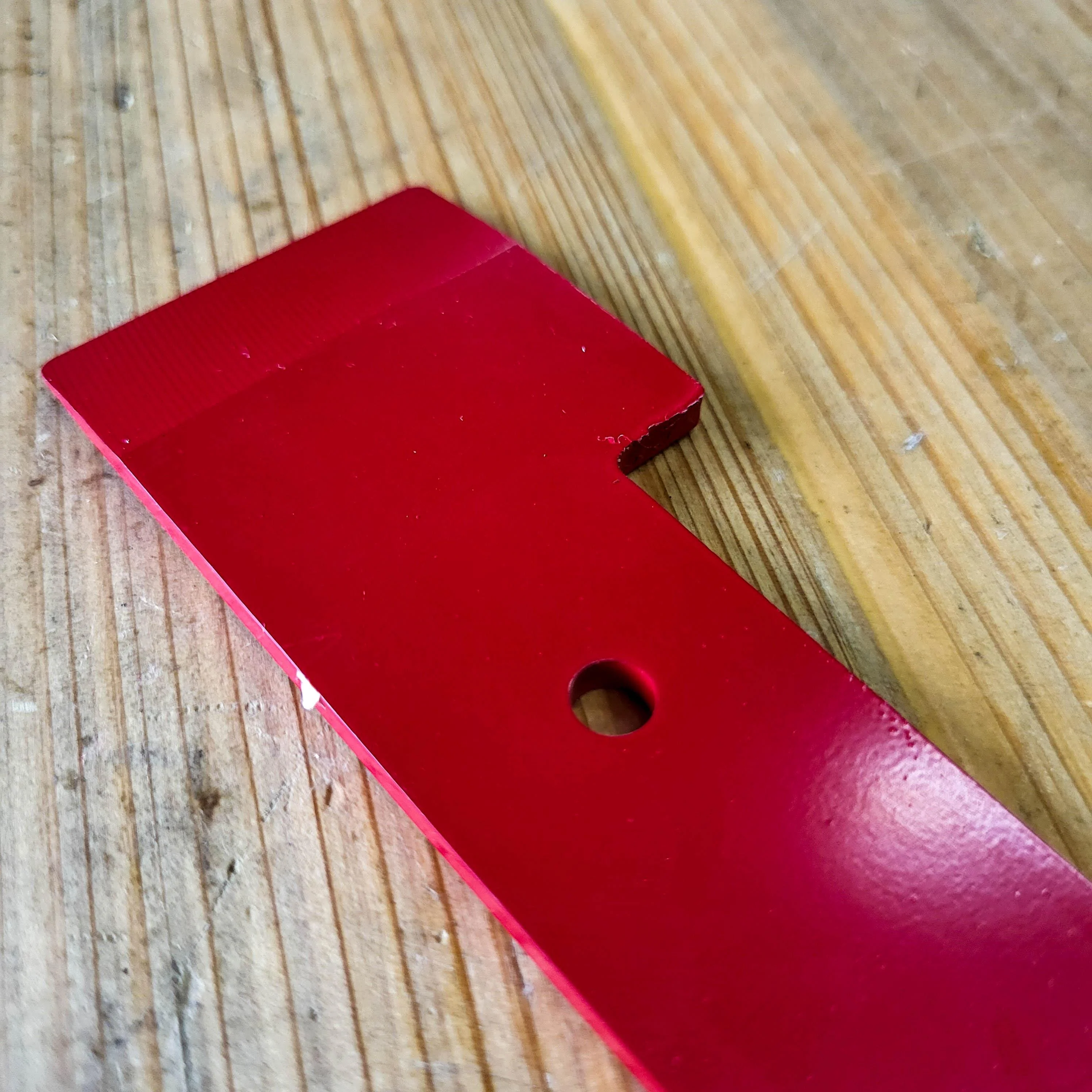 Red Heavy Duty J Hook Hive Tool - Image 5