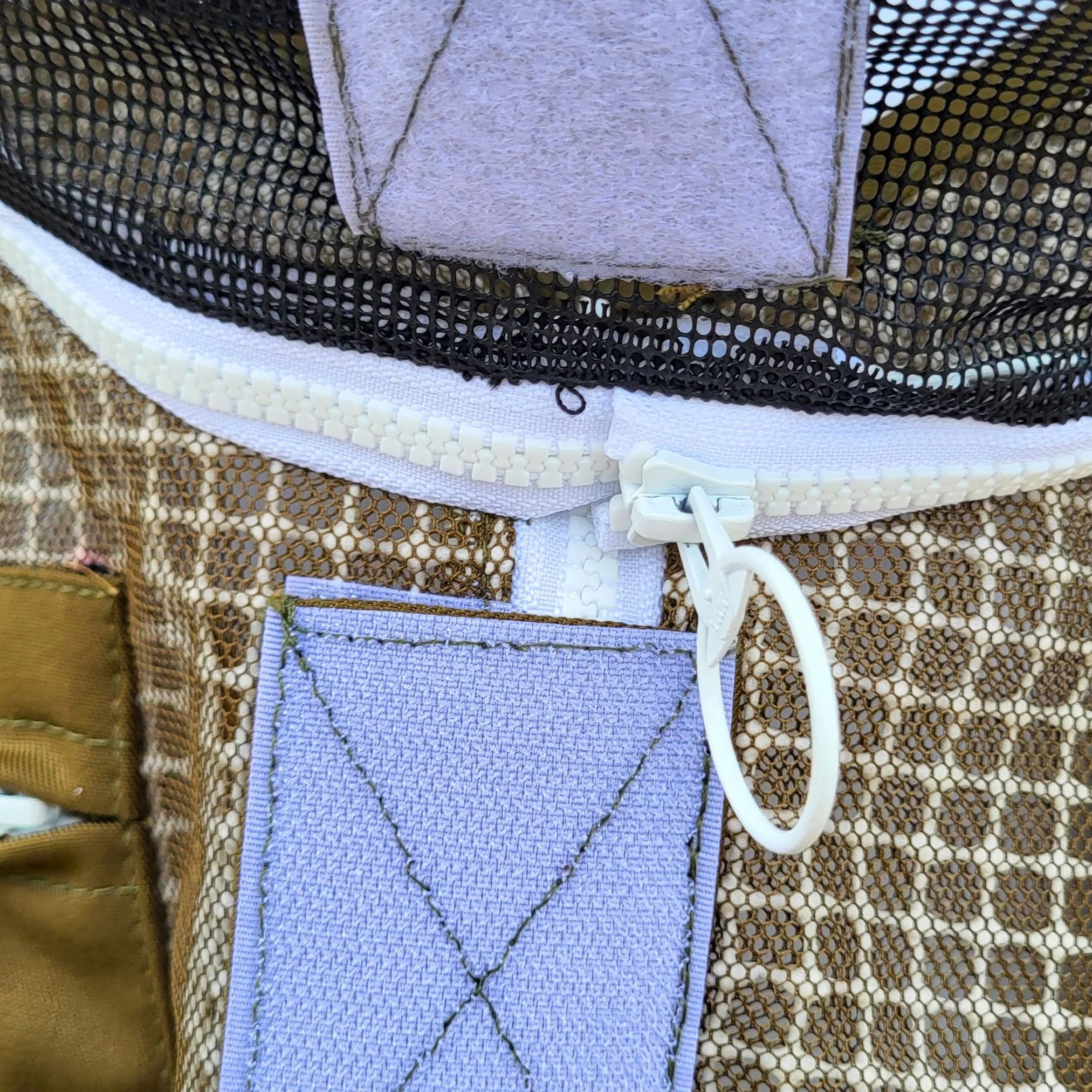 Round or Fencing Beekeeping Veil - Image 15