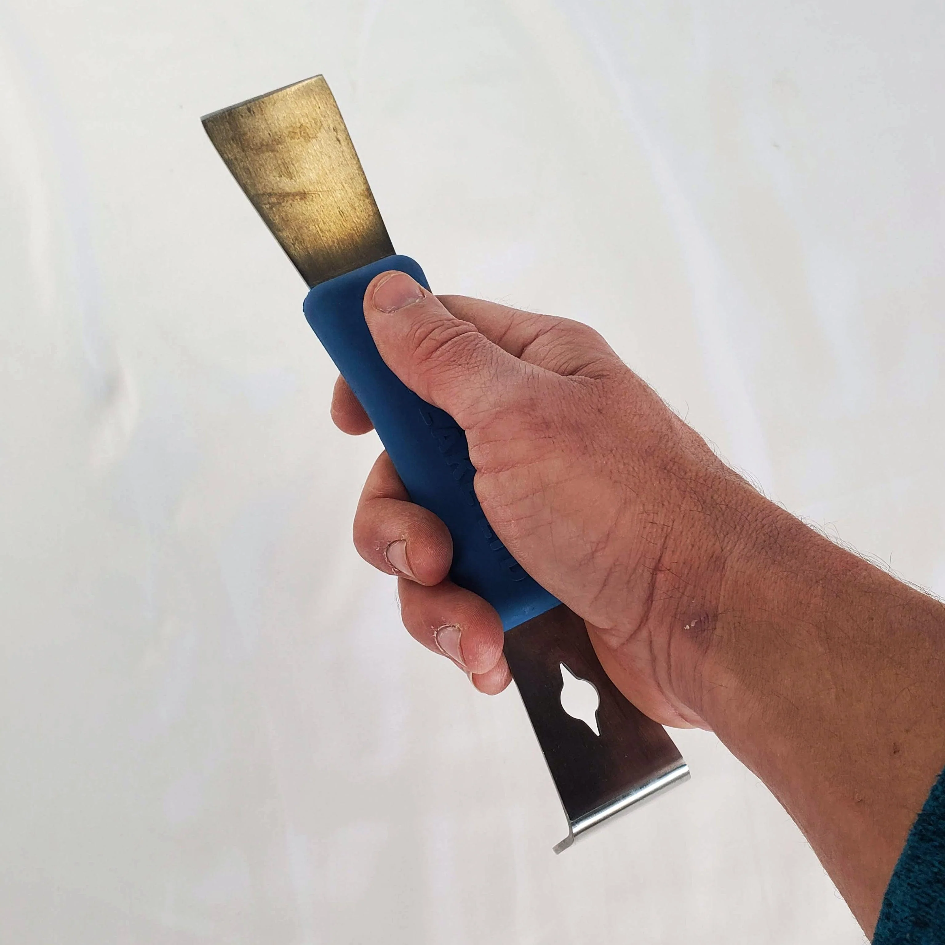 Rubber Coated Stainless Hive Tool - Image 5