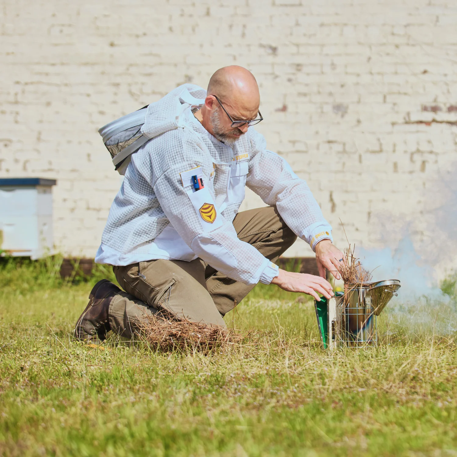 Sting Stopper Professional Ventilated Beekeeping Jacket - Beekeeper White - Image 5