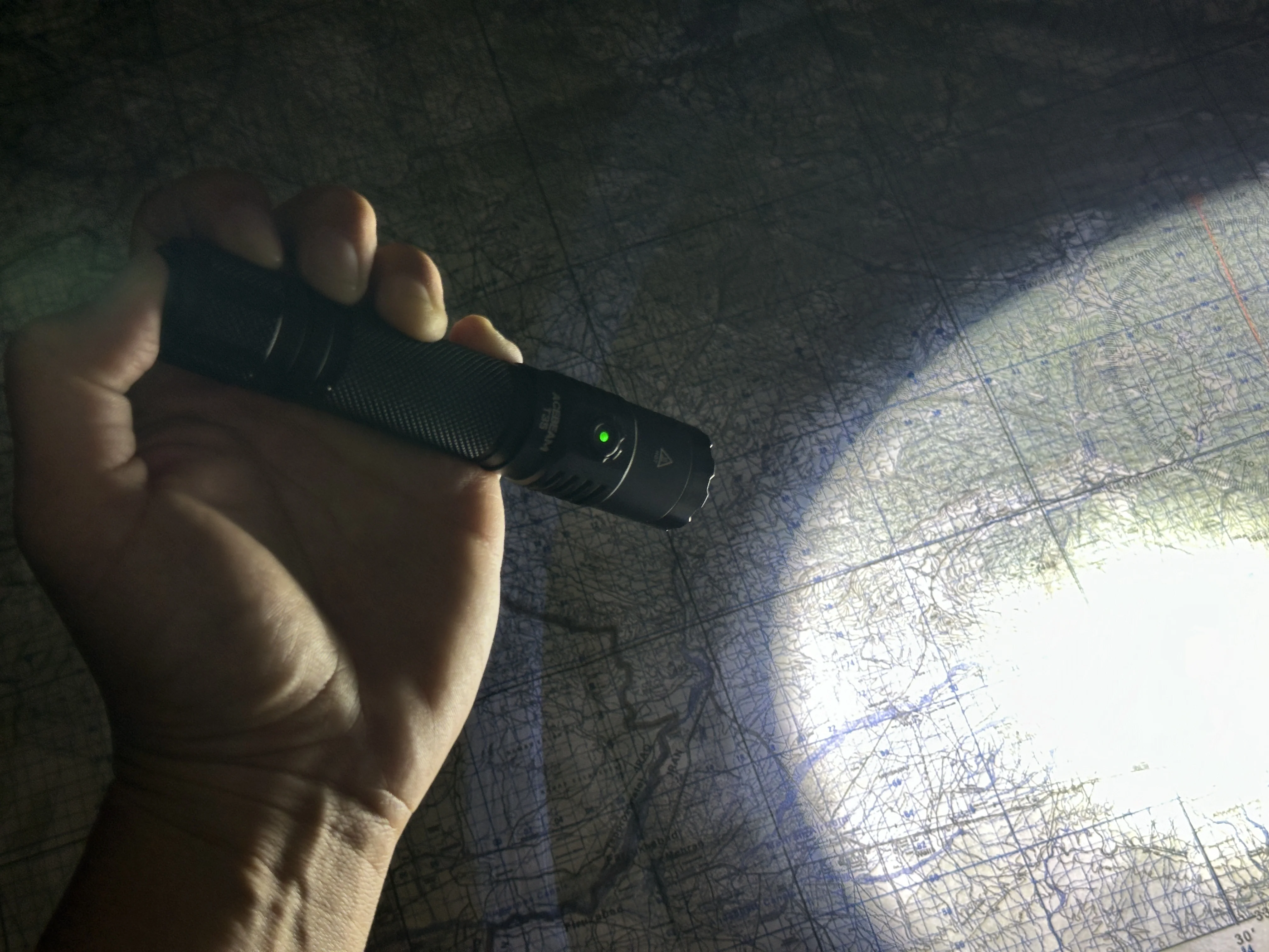 T35 CRTF 18650 Dual Switch Flashlight By Acebeam - Image 4