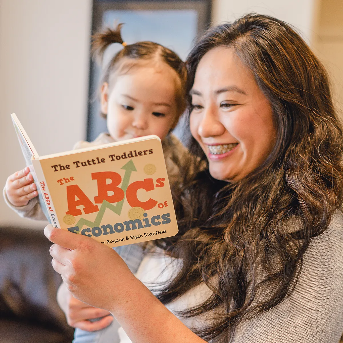 The Tuttle Toddlers ABCs of Economics - Image 4