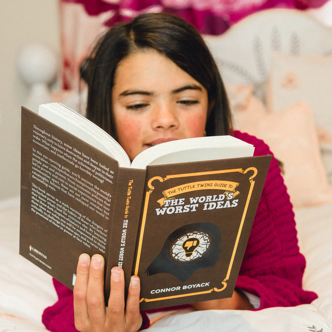 The Tuttle Twins Guide to the World's Worst Ideas - Image 4