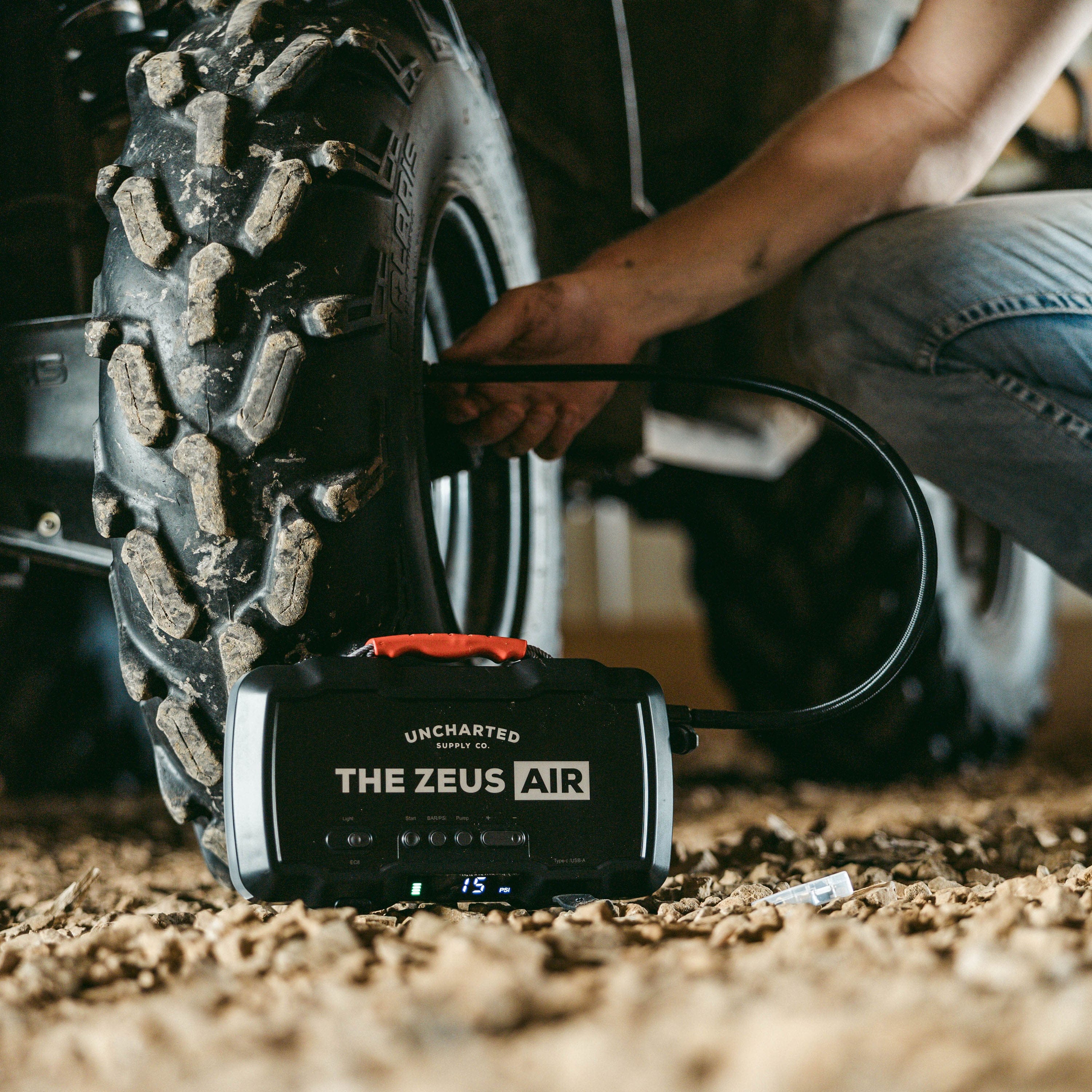 The Zeus Air Jump Starter/Inflator - Image 4