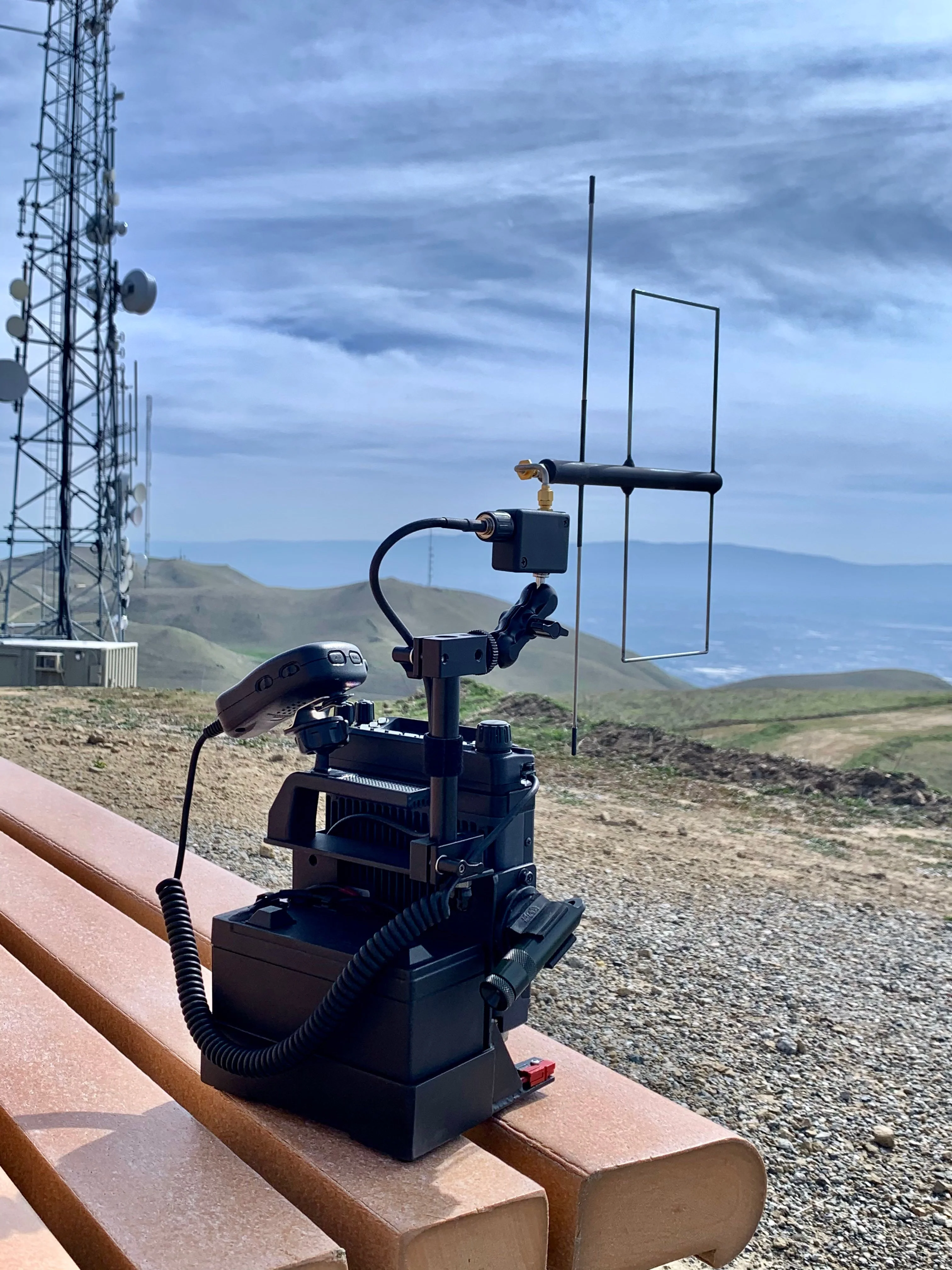Titanium CUBE - SAT - UHF Direction Finding Antenna - Image 11