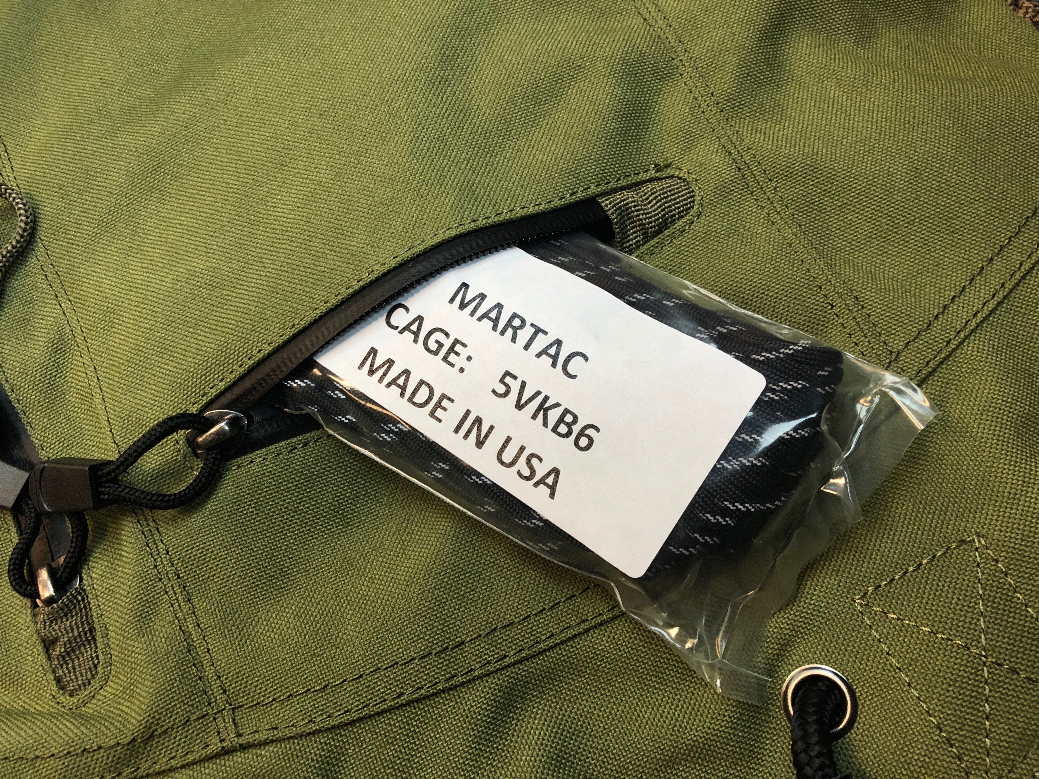 Triple Tracer Reflective 550 Para Cord - 50 Feet - Image 8