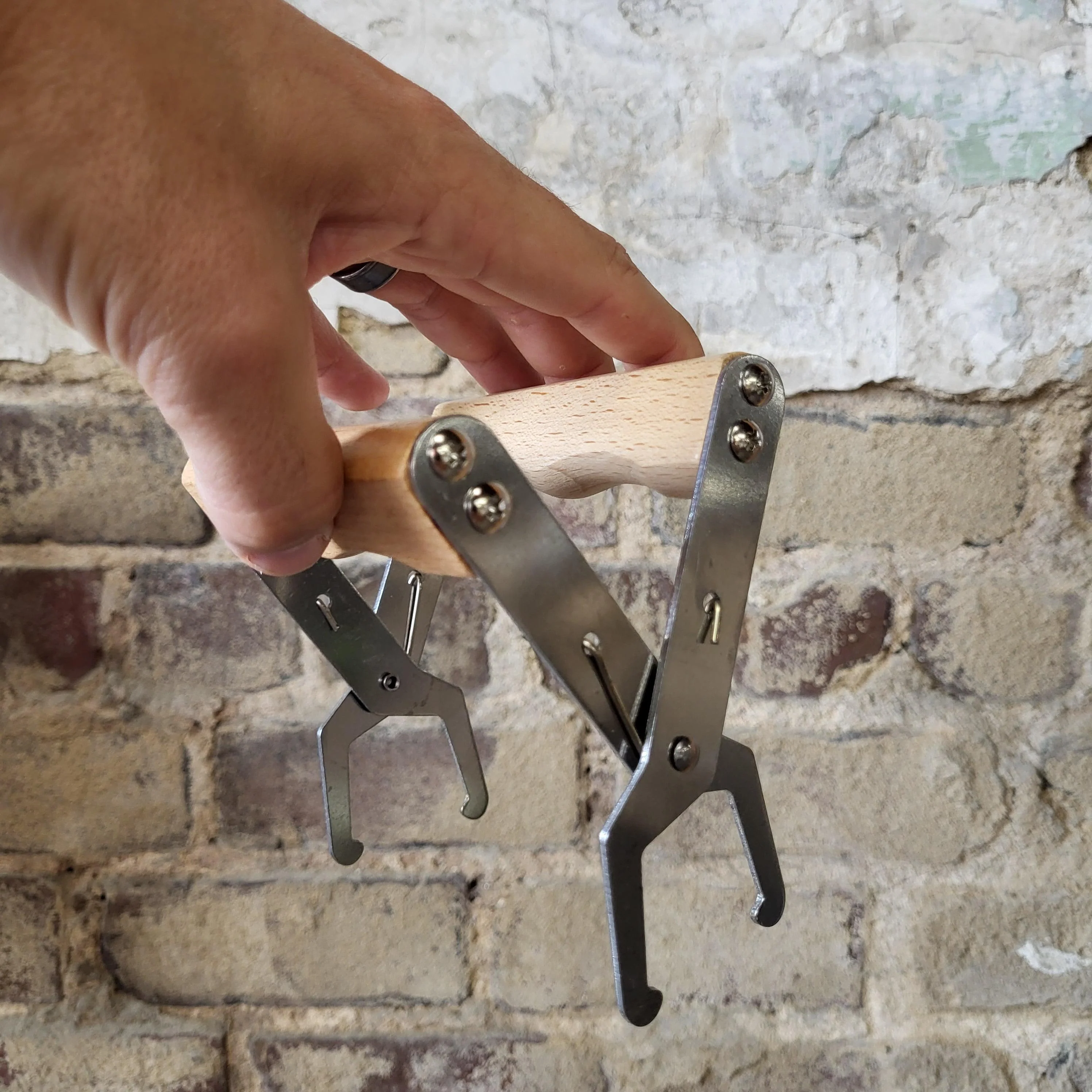 Wooden Frame Grip - Image 3