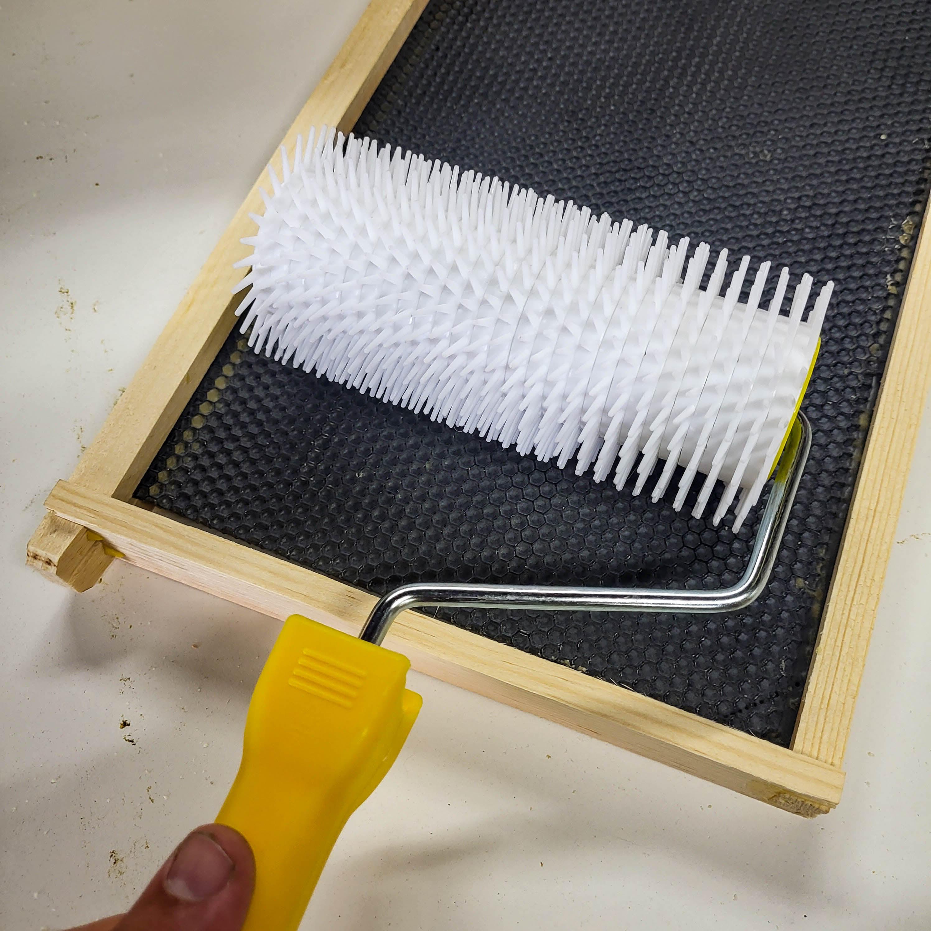 XL Uncapping Punch Roller - Image 4